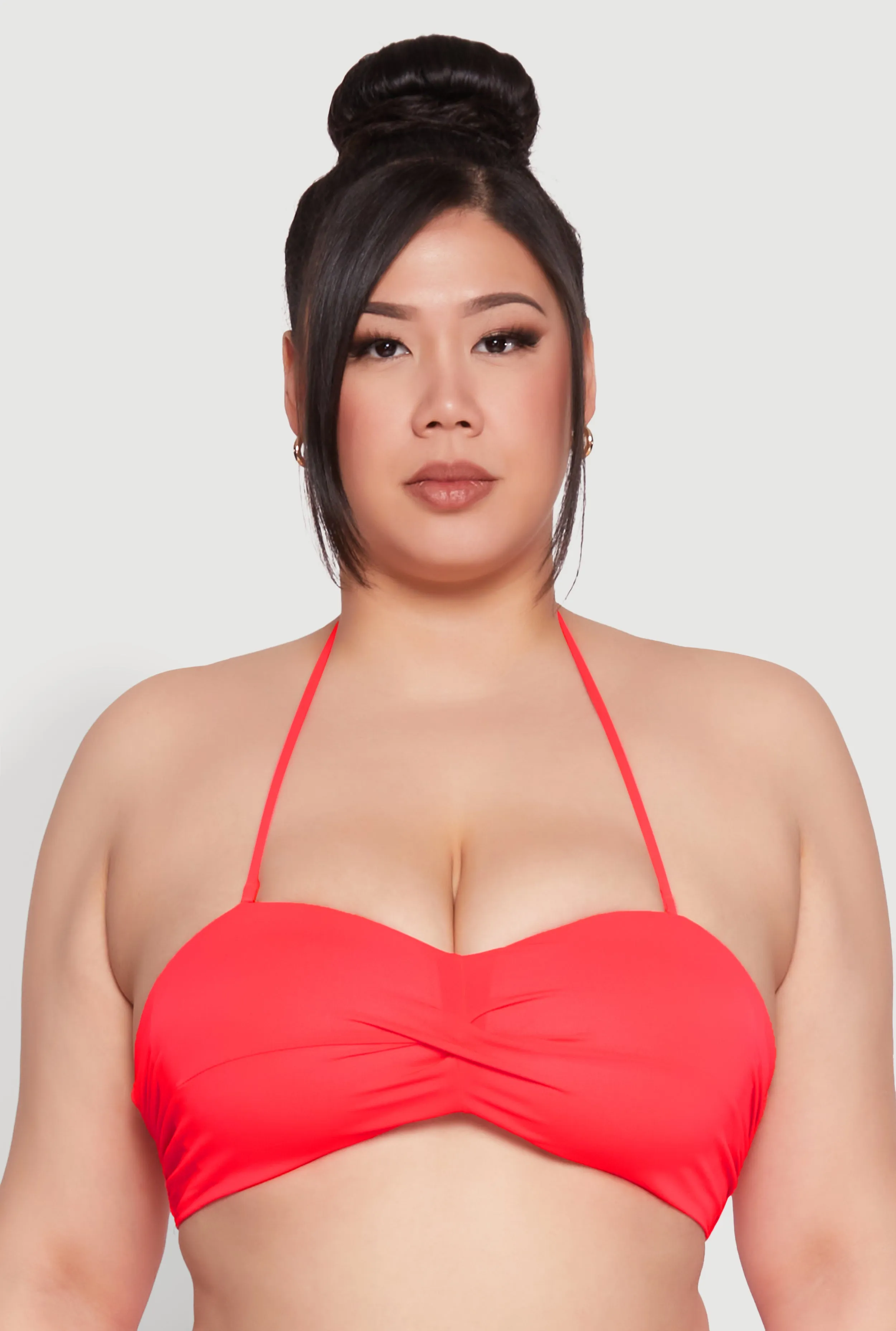 Plus Size Twist Front Swim Bikini Top Thermal Regulation Layer