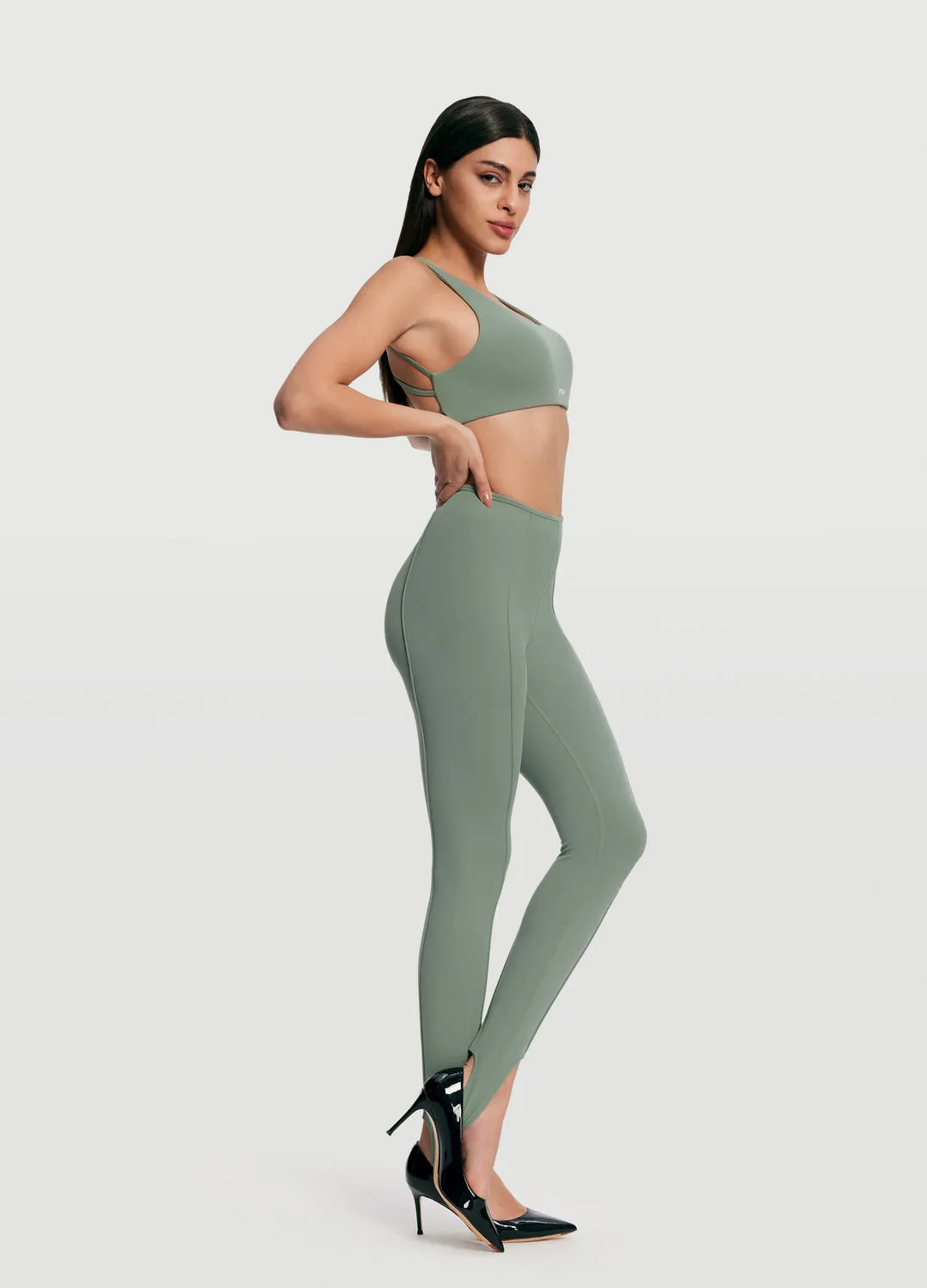 High-Rise Stirrup Leggings Slim Fit Hiking Trail