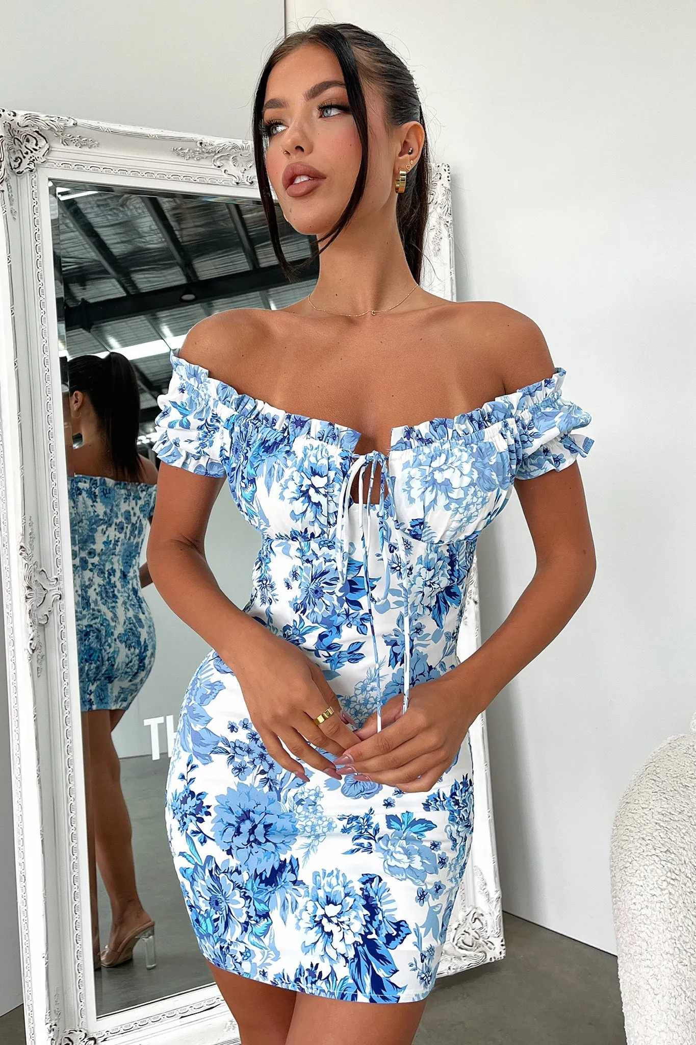 Show Chic Trendy Vibes Maisie Dress - Blue/White Floral