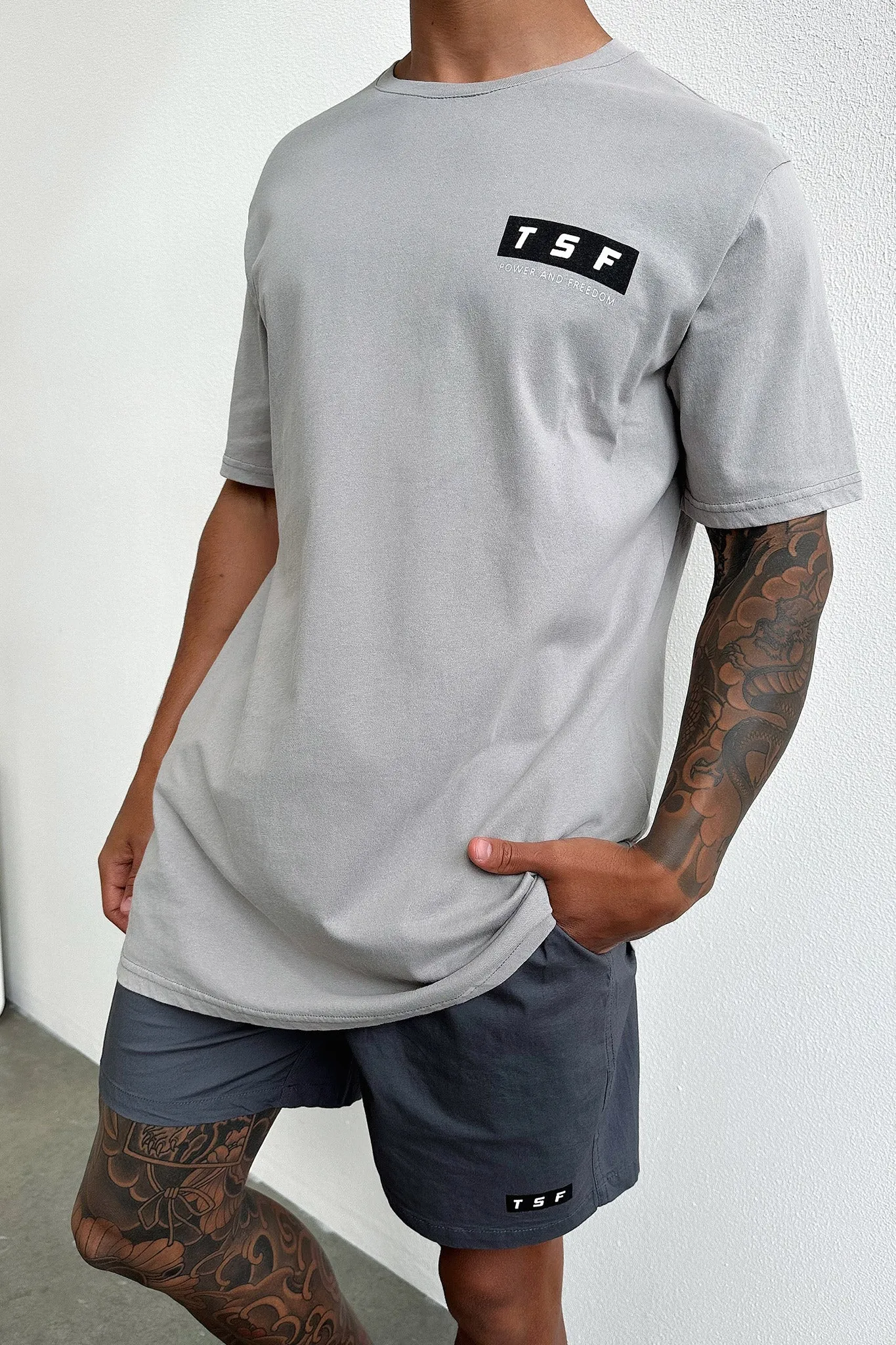 Weekend Smart Dexter Tee - Grey