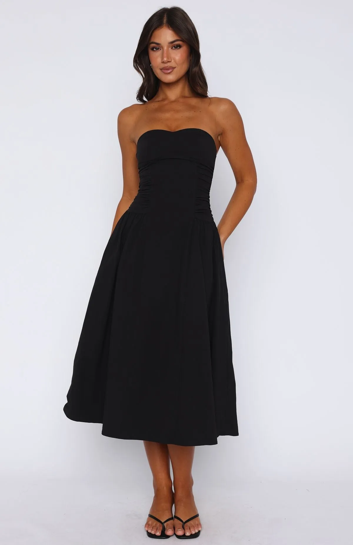 Rich In Love Strapless Midi Dress Black Light Flow