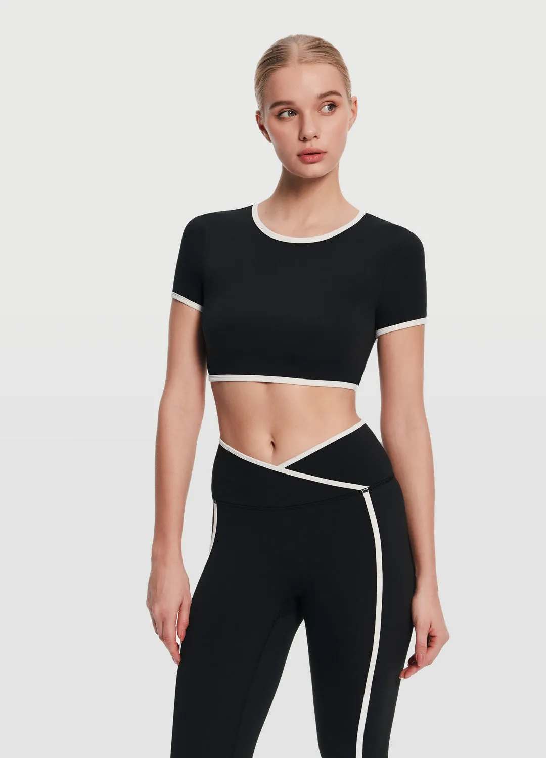Casual Cropped T-Shirt Casual Style Wear Subtle Embroidery