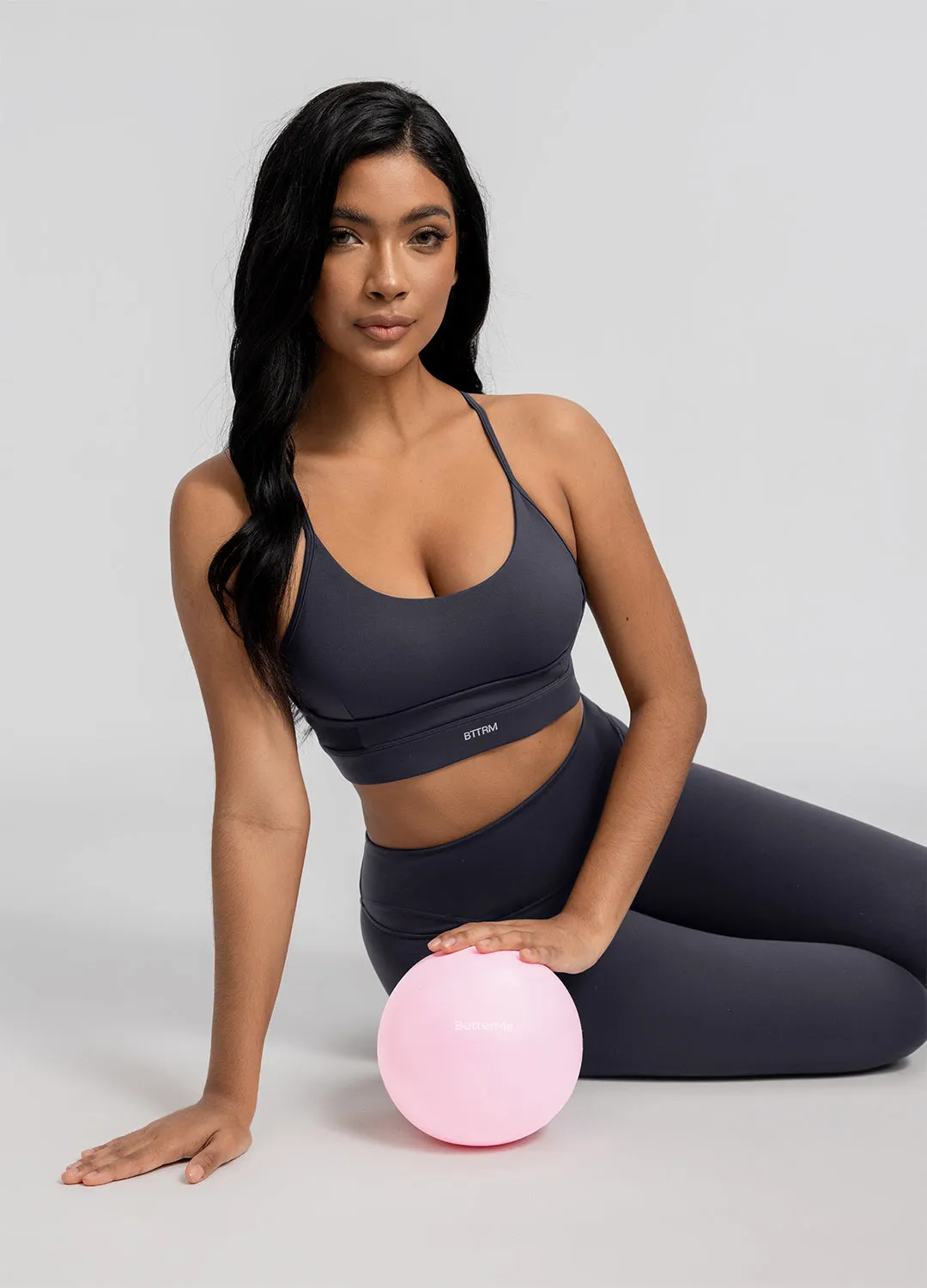 High-Stretch Performance Leggings Eco Friendly Beach Walk Subtle Detail