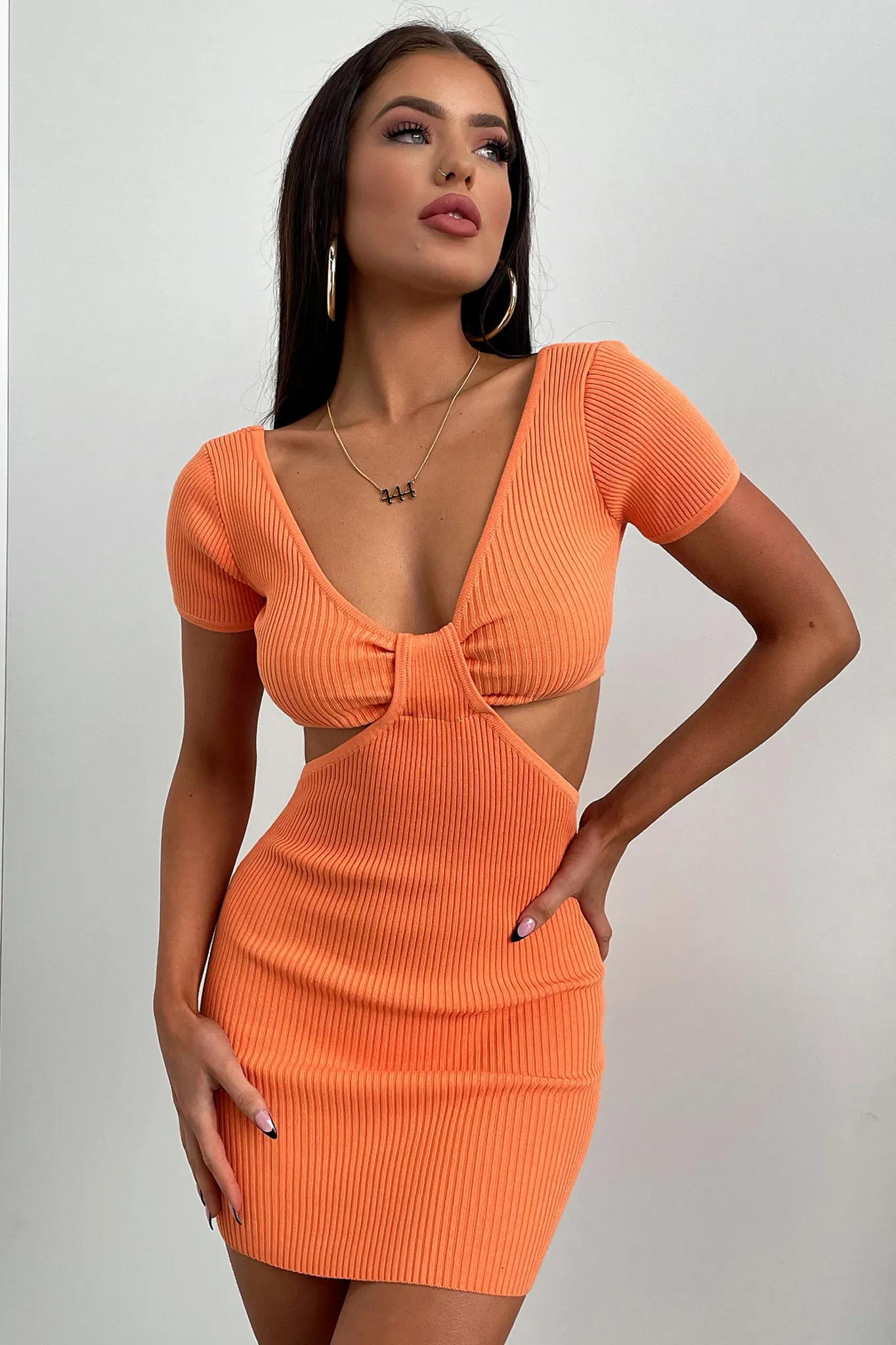 Justin Dress - Orange Simple Style Look