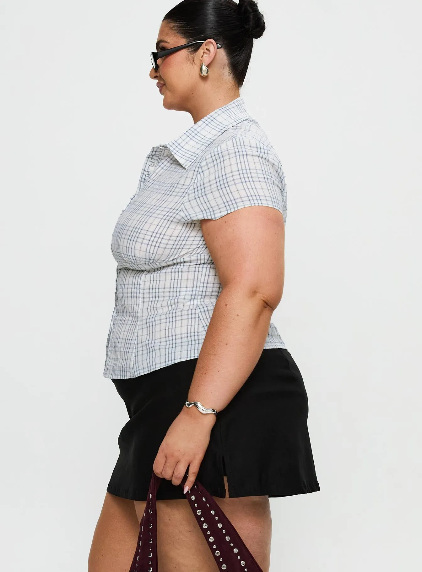 Can't Sleep Skort Black Curve Tea length Bold Statement