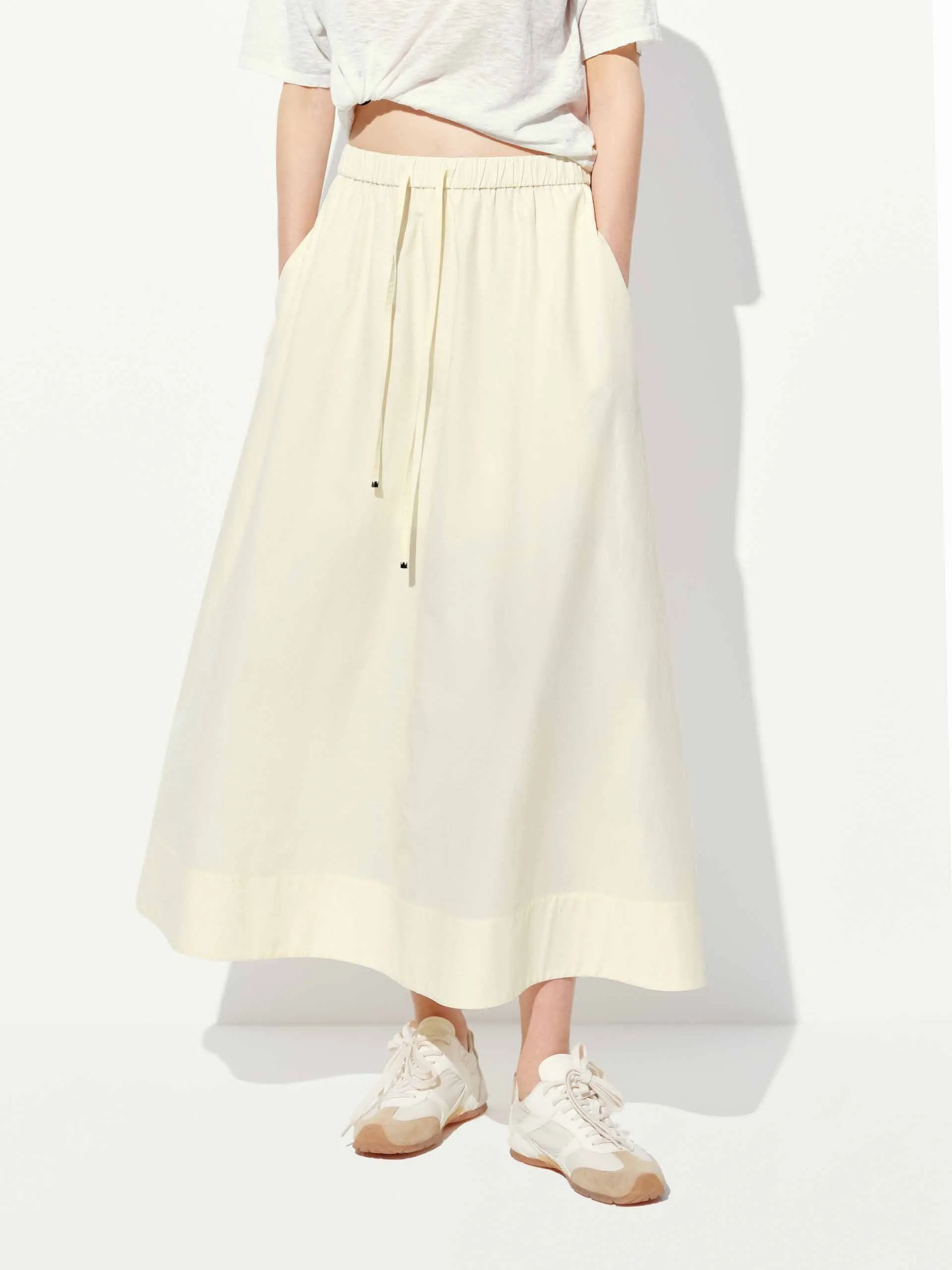 Outfit Focus Elasticated Waistband Midi Skirt