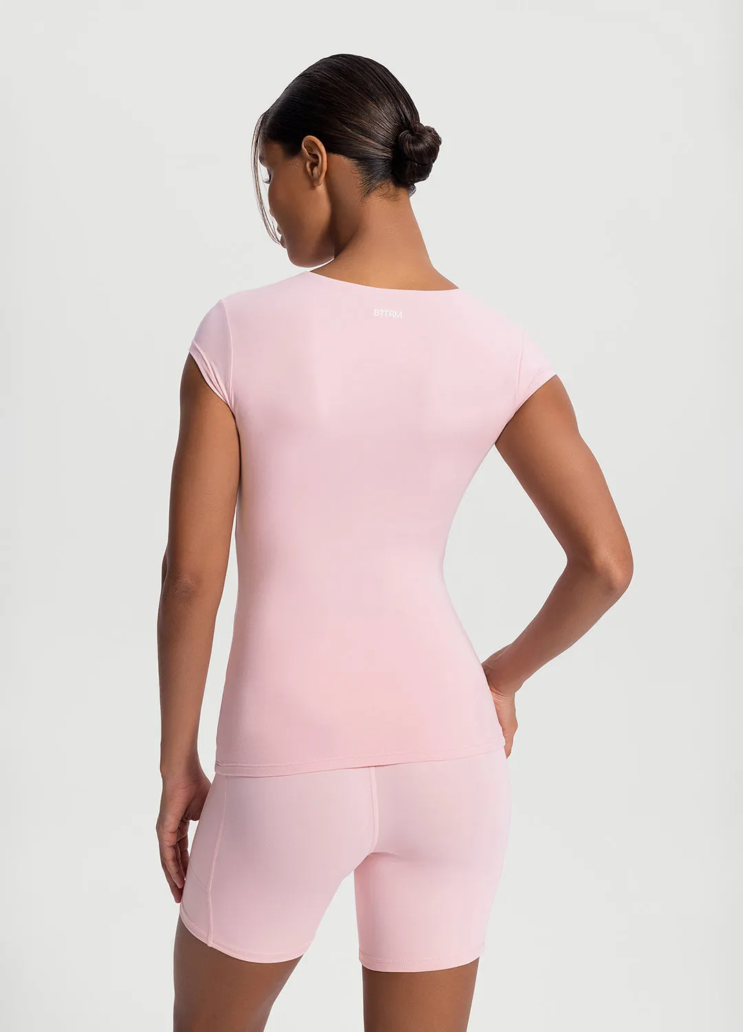 Easy-to-Match Essential Fitted Tee