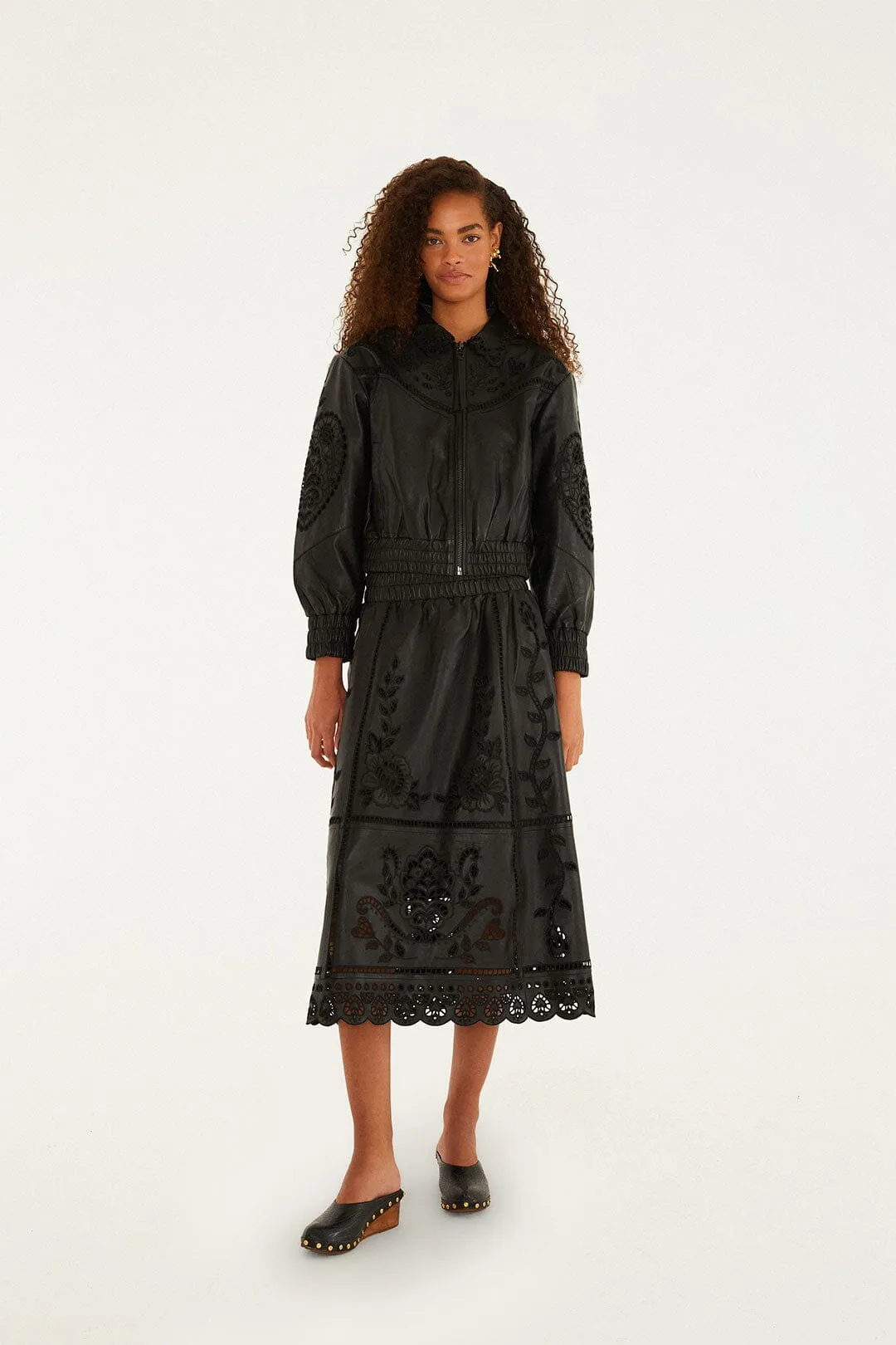 Editorial Look Daily Favorite Black Richilieu Heart Skirt