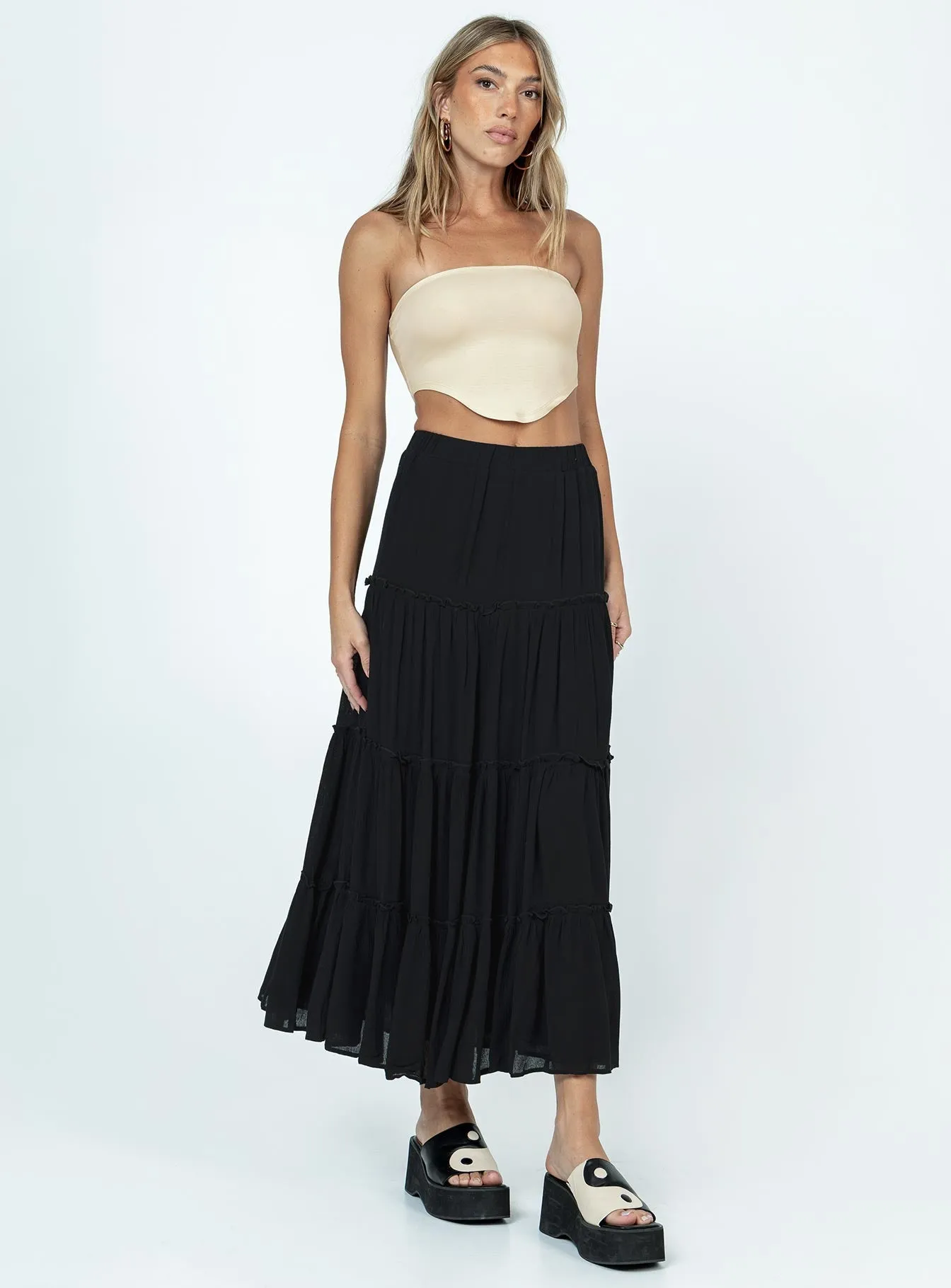 Miriah Maxi Skirt Black Subtle Mood Lightwear Look