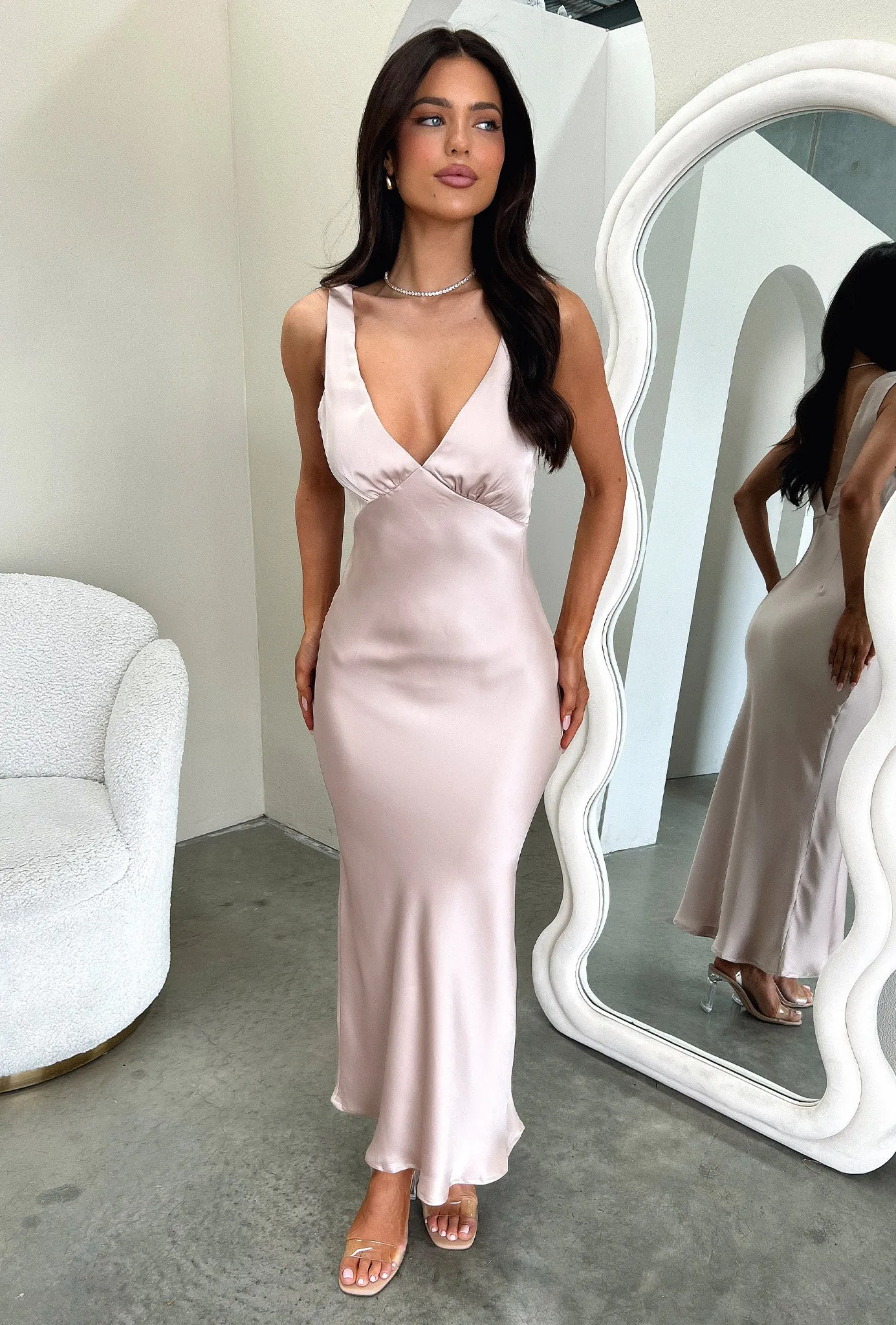 Flowing silhouette dress Delayne V-Neck Satin Midi Dress - Champagne