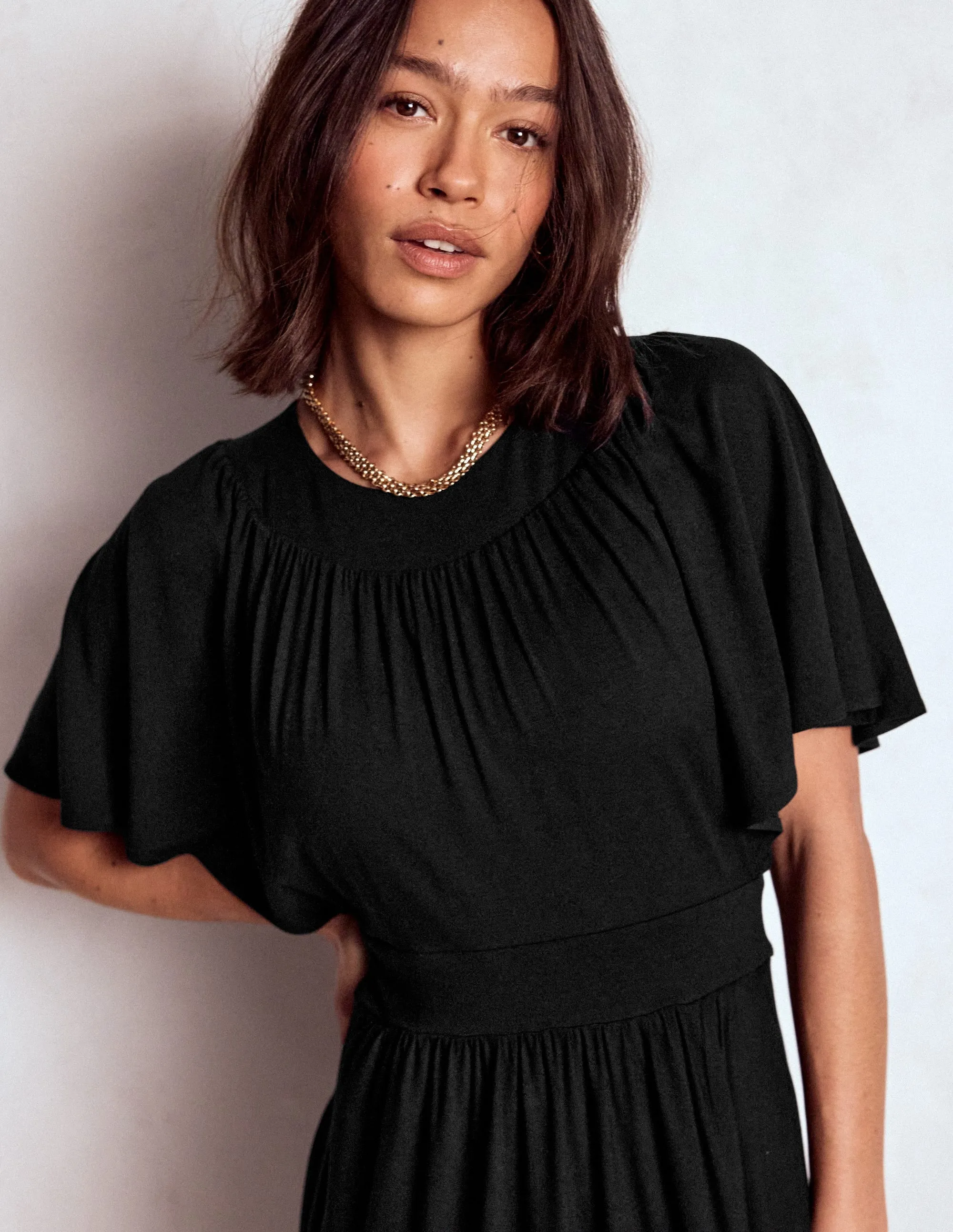 Retro Mode Light Glow Yoke Panel Maxi Dress-Black