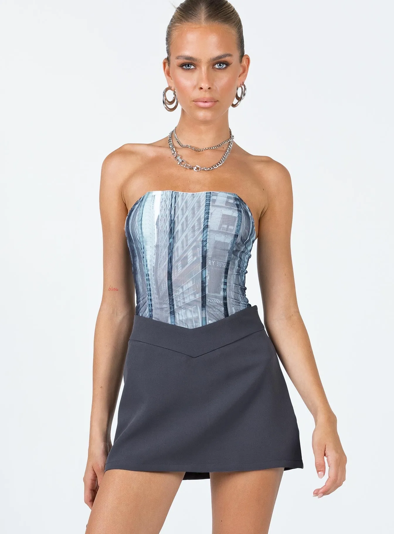 Wardrobe Basics Easton V Front Mini Skirt Slate