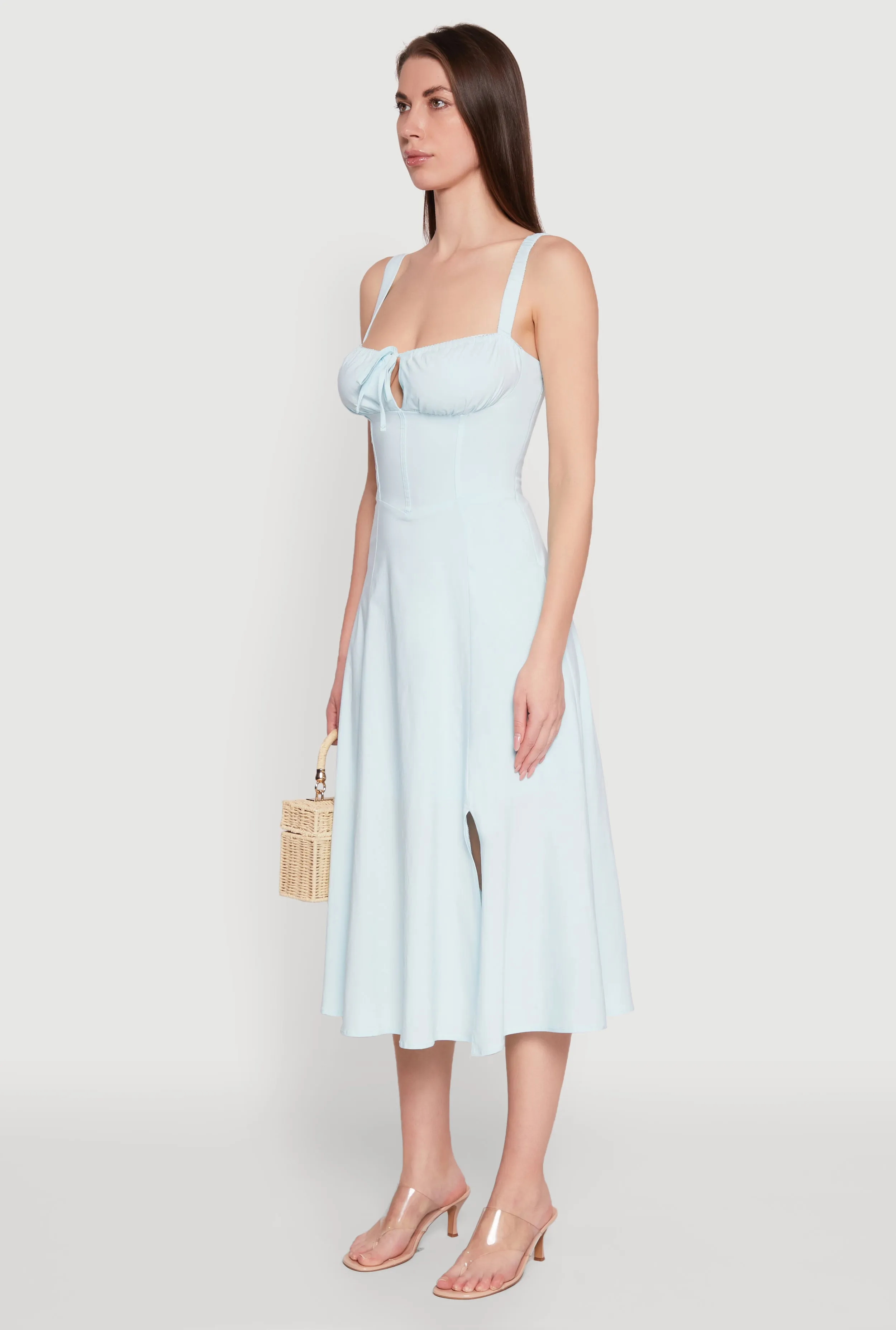 Chic Sleeveless Sundress with Lace & Ruching, Casual Style Effortless day-to-evening dress