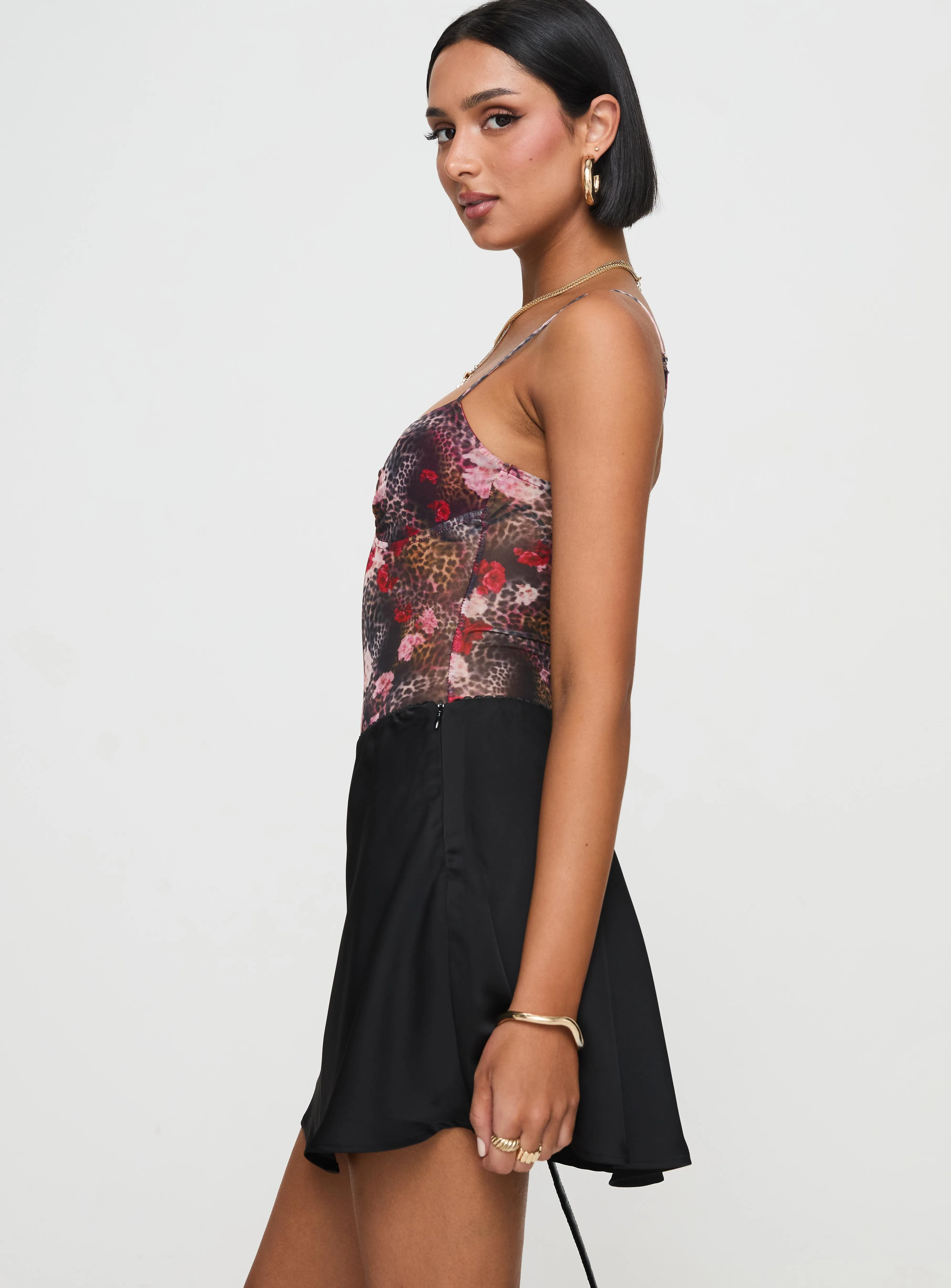 Smooth Layer Seasonal Must Have Dapple Bias Satin Mini Skirt Black