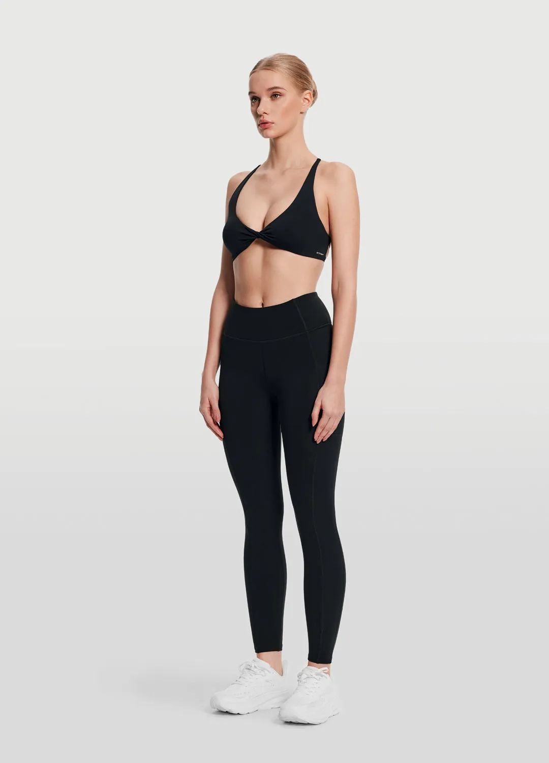Body Hug Non Irritating Seams Side Pocket Leggings