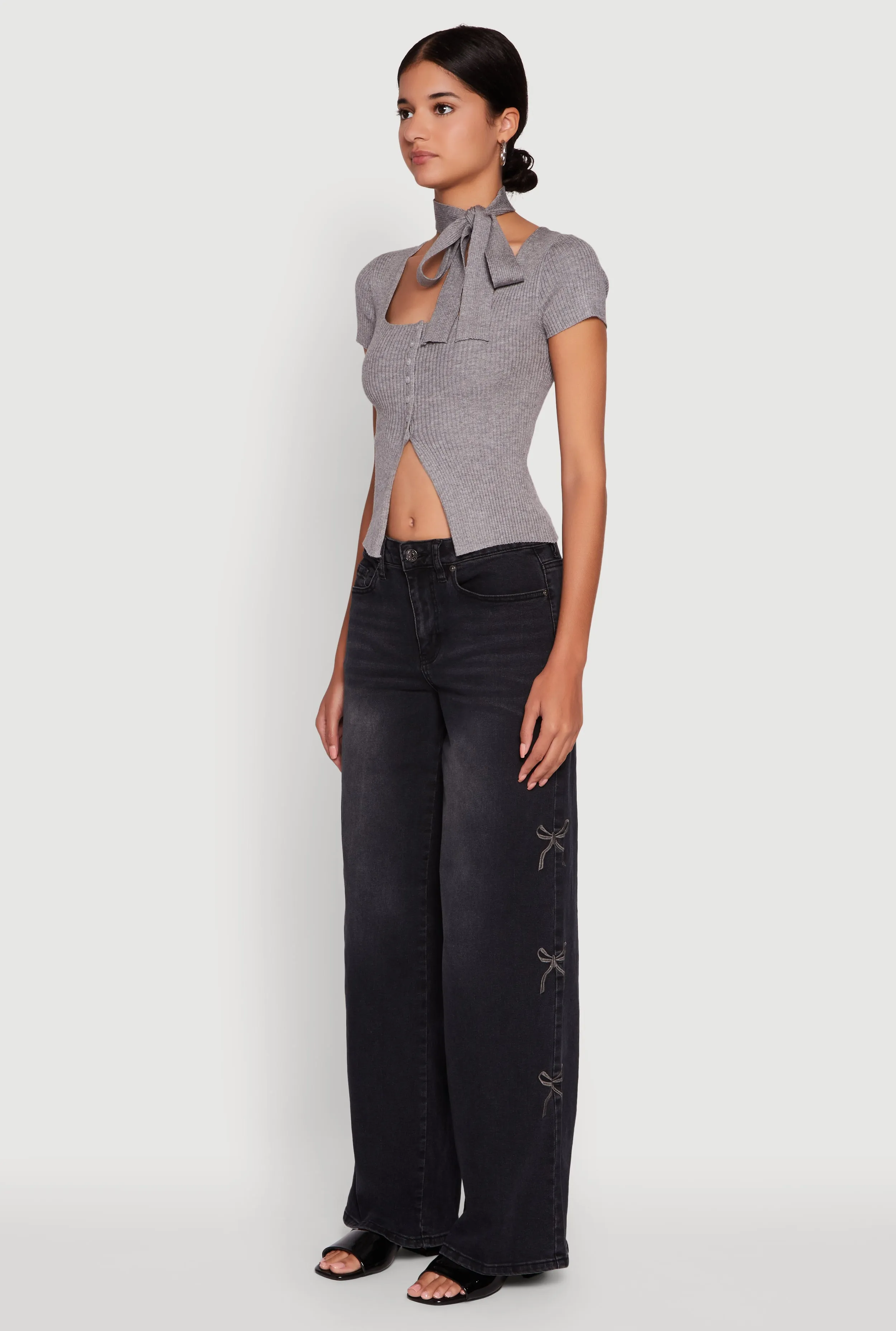 Madden Girl Mineral Wash Embroidered Bow Side Jeans Party Look Luxury Minimalist Pocket Design