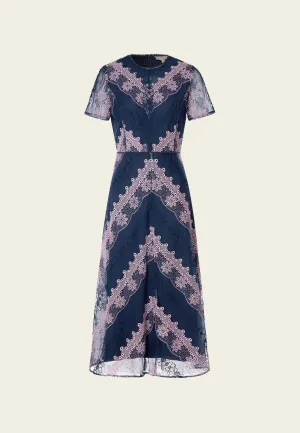 China Cool Blue Embroidered Lace Short-sleeved Mesh Dress