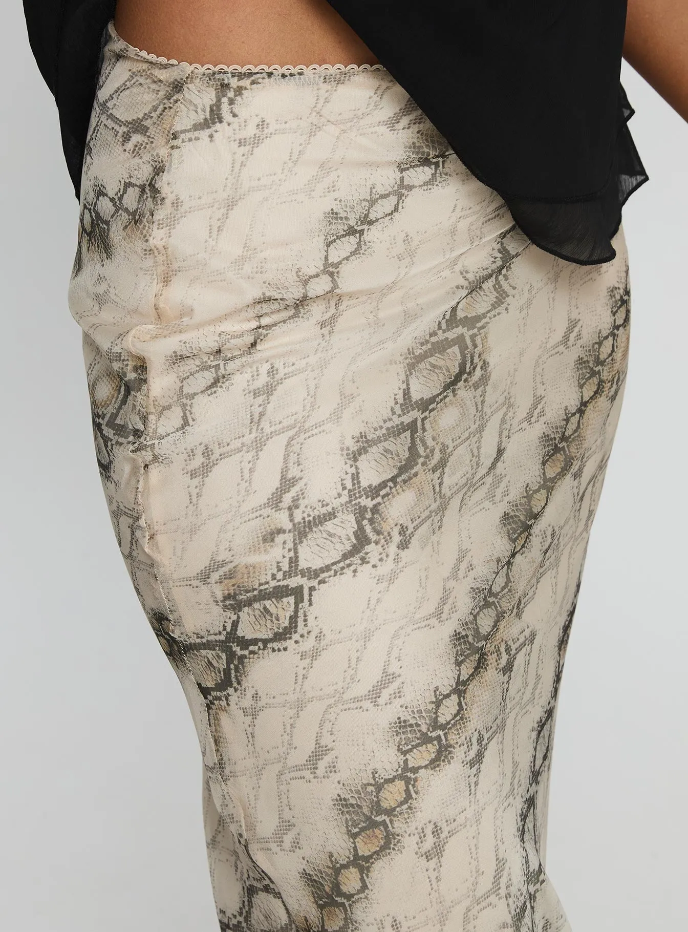 Clean Cut Fresh Energy Zerisa Maxi Skirt Multi