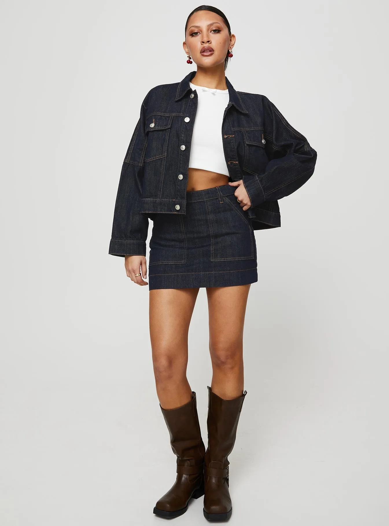 Hughes Mini Skirt Dark Wash Denim Streetwear Look Chic Attire