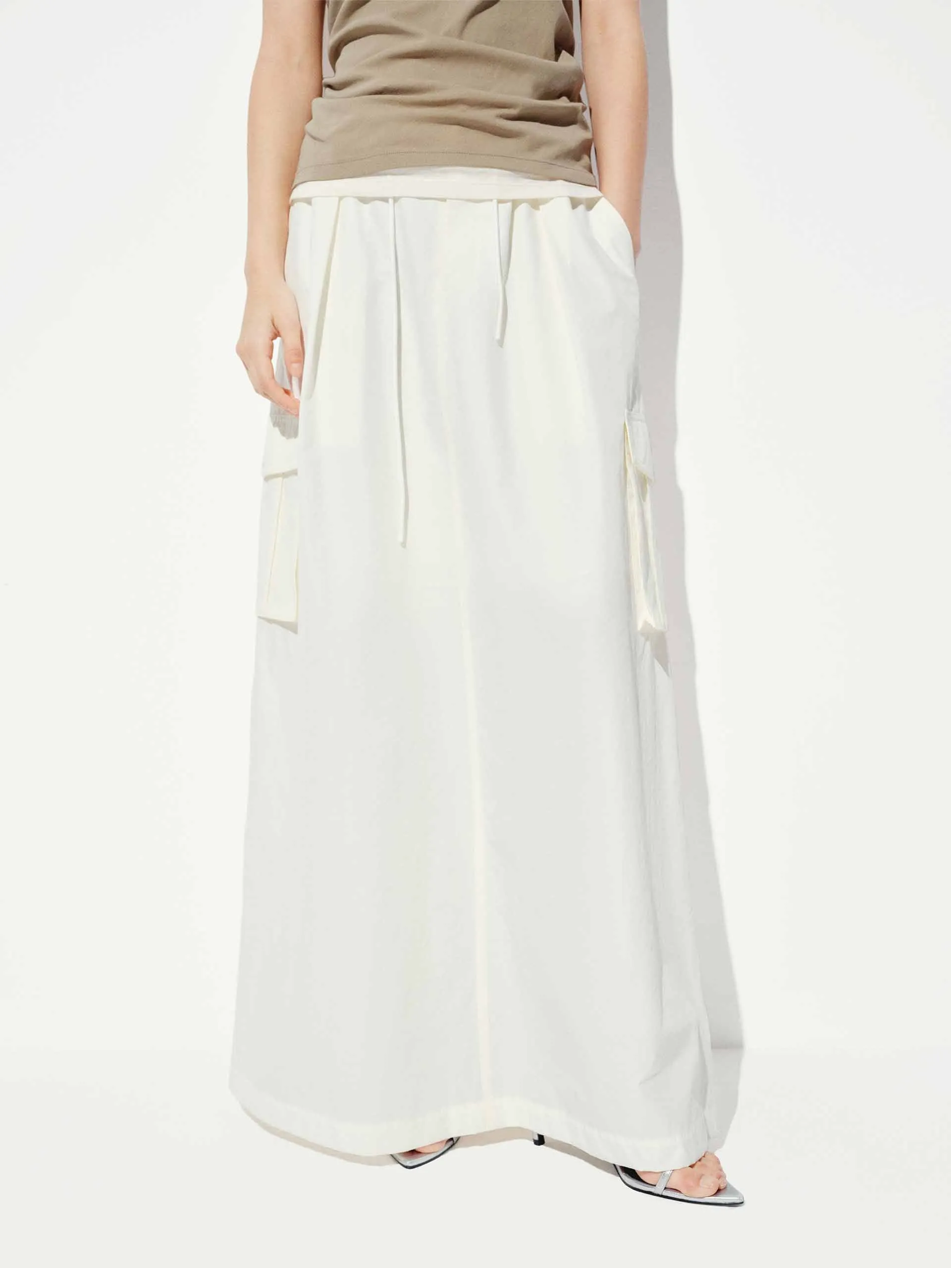 Stylish Finish Back Slit Drawstring Skirt
