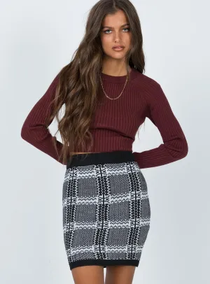Tori Mini Skirt Black / White Urban Pulse