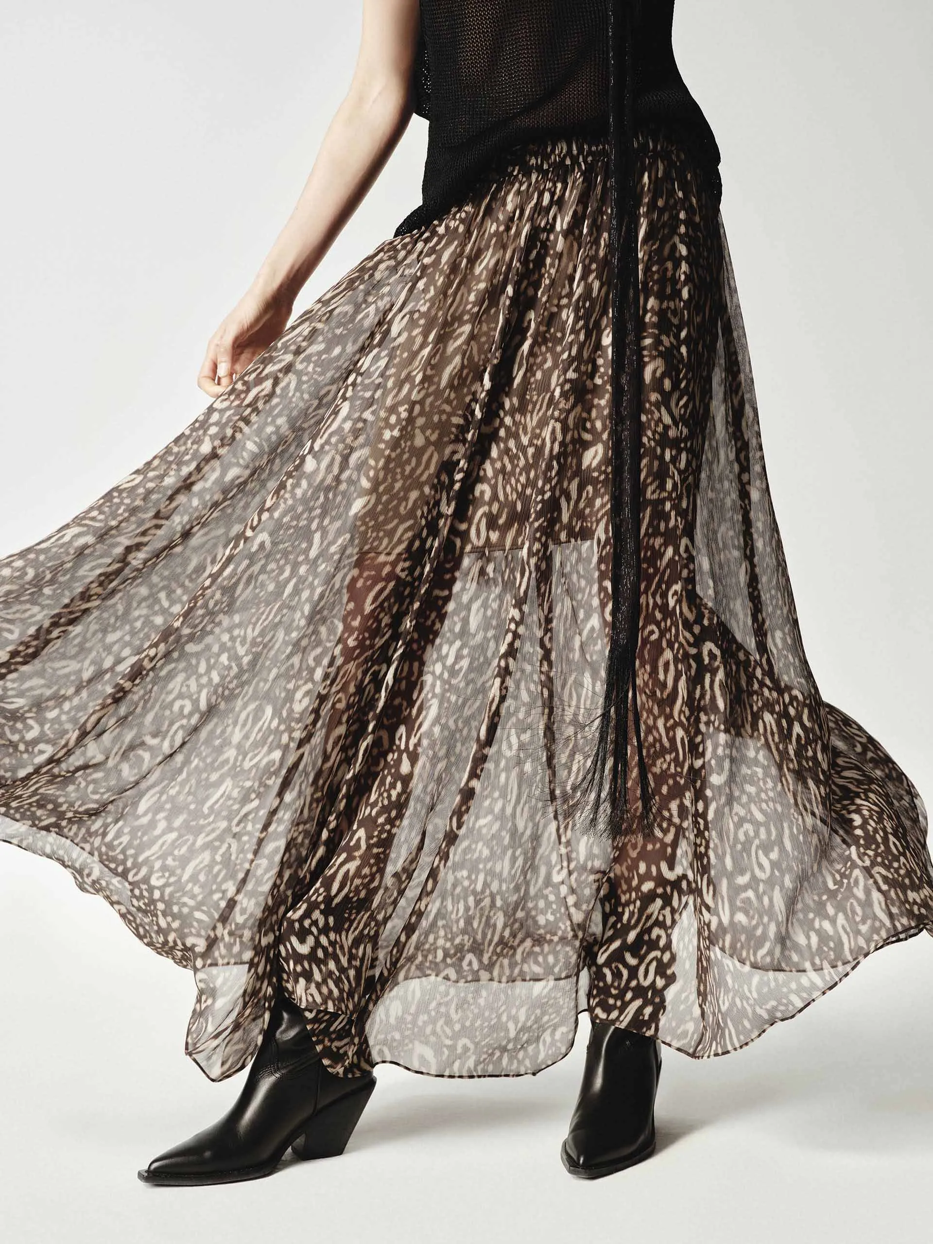 Style Vibes Editorial Look Silk Leopard Print Flowy Skirt