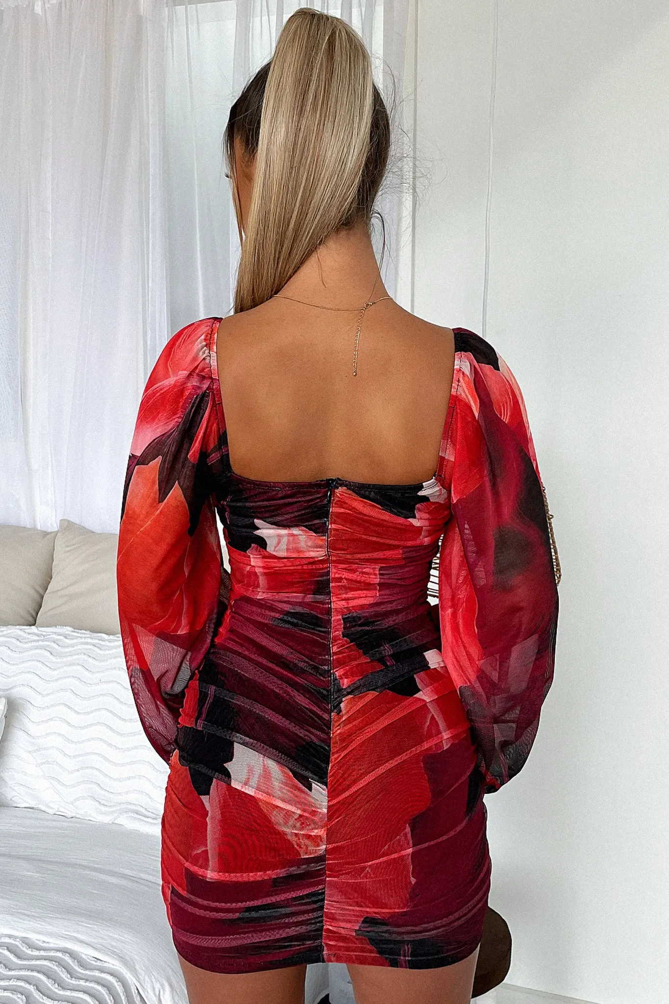 Lightweight and airy mini Poppy Dress - Red Marble