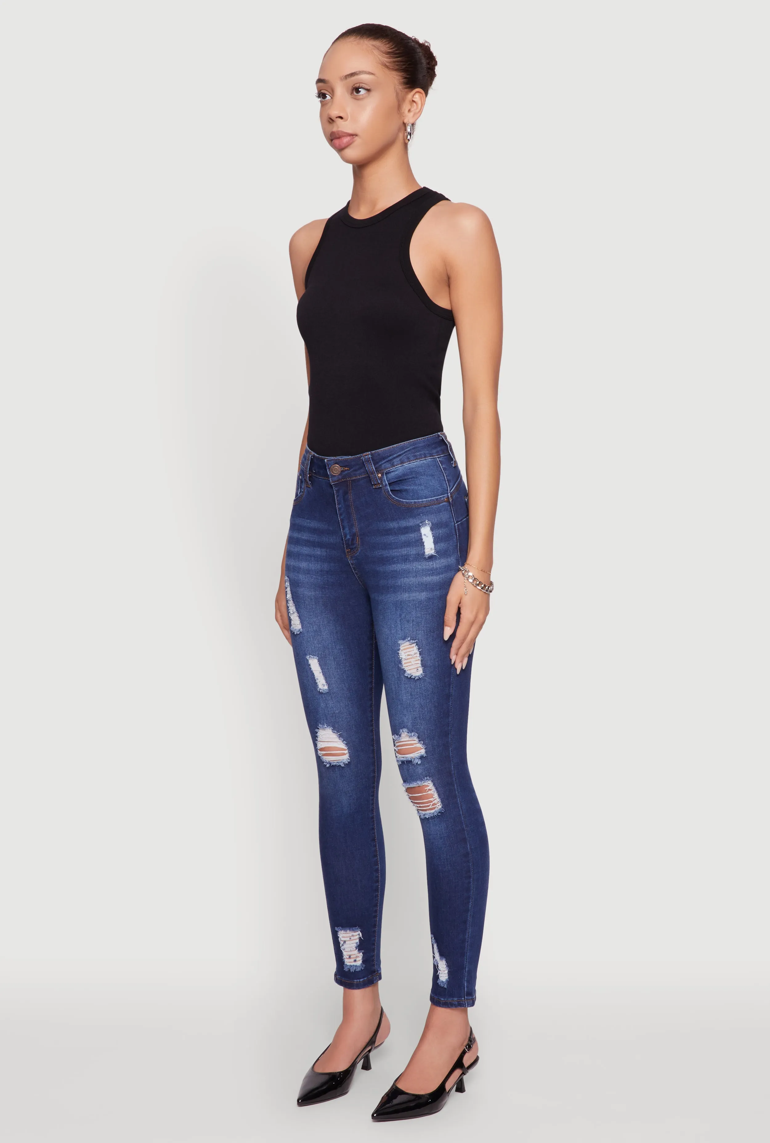 WAX Distressed Frayed Skinny Jeans Outfit Mood