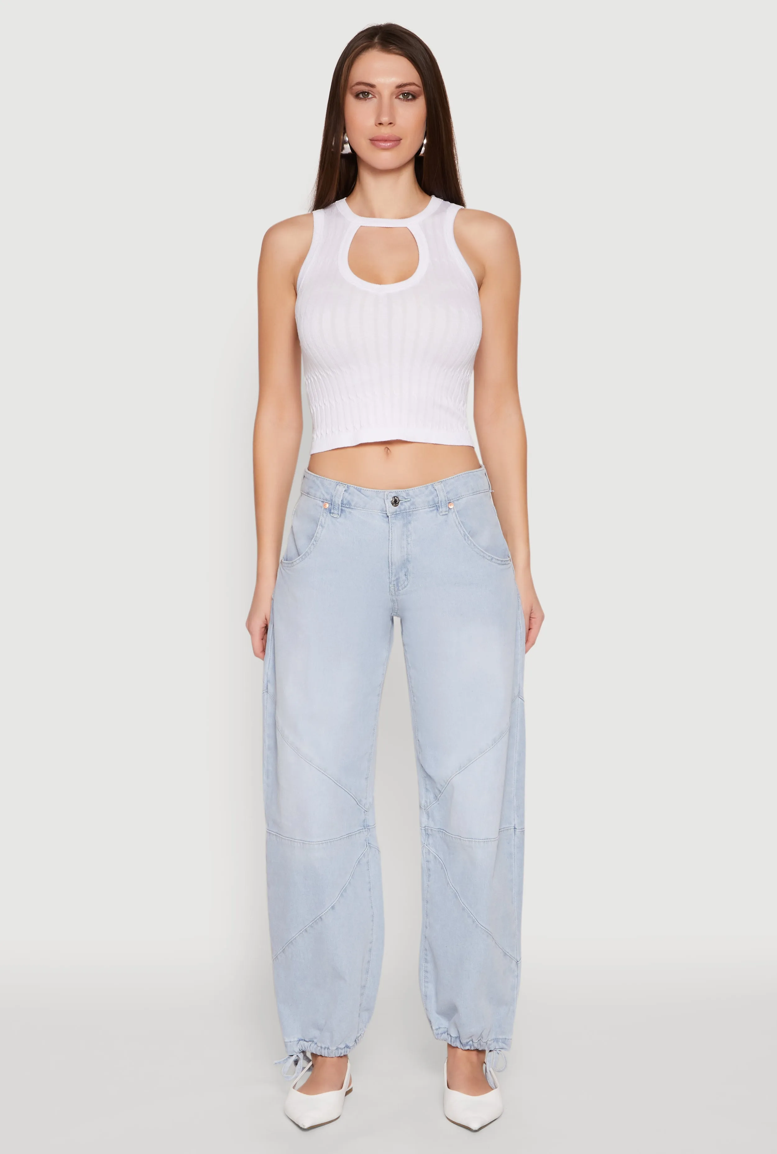 Seamless Cut Out Cropped Tank Top unloading