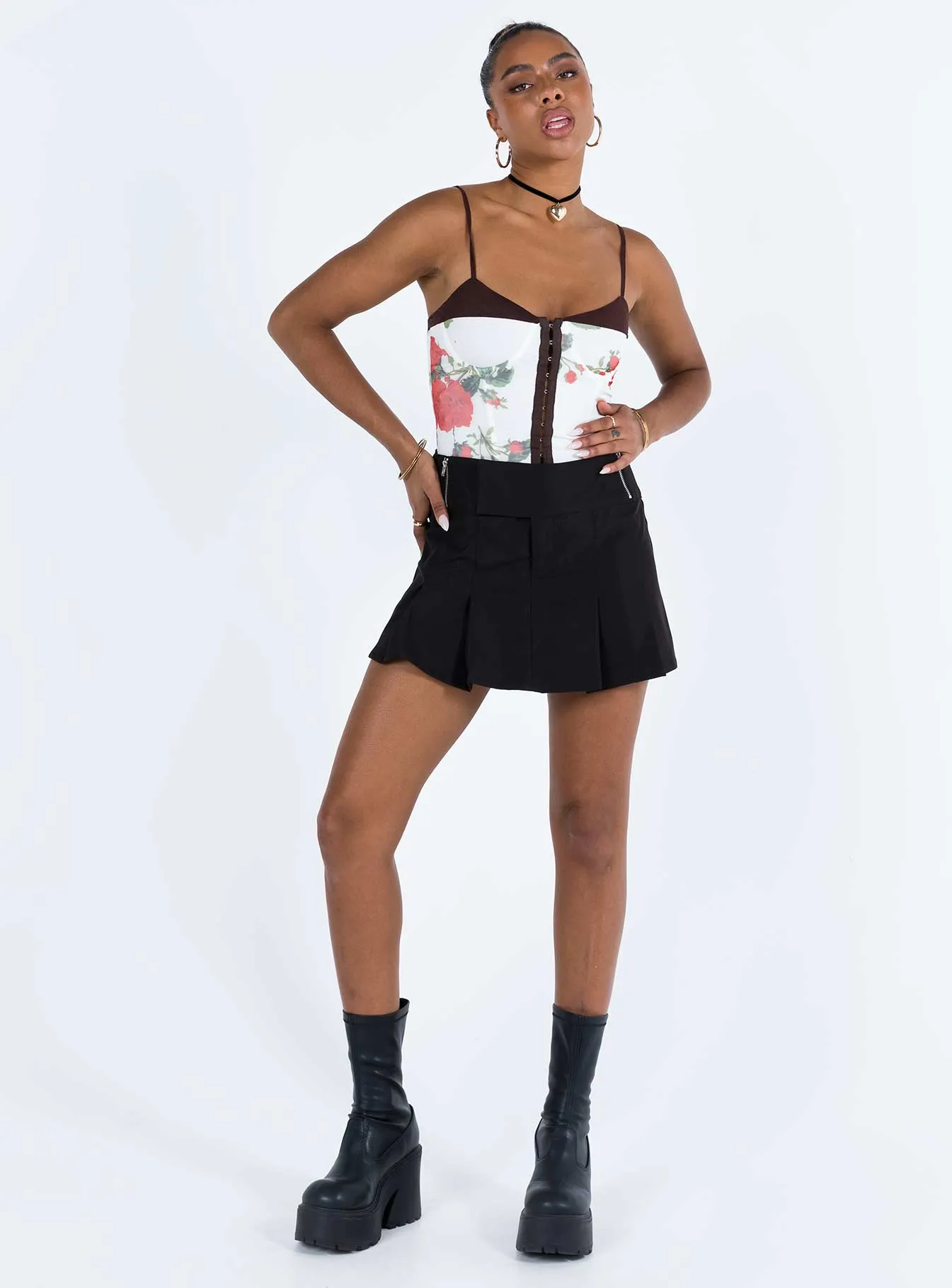Daily Mood Jack Mini Skirt Black