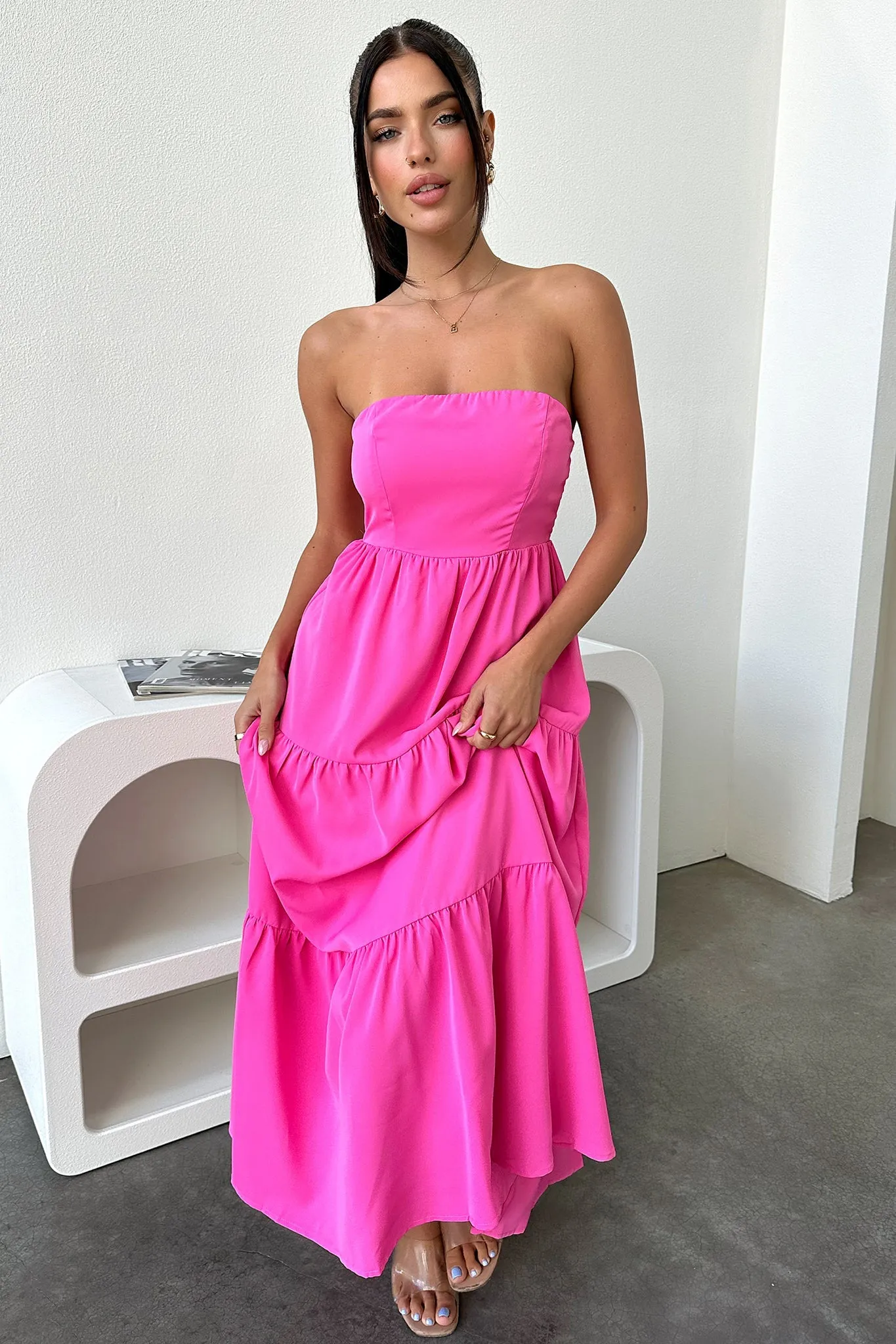 Hailey Maxi Dress - Pink With its comfortable fit this dress is perfect for all-day wear while maintaining an elegant appearance