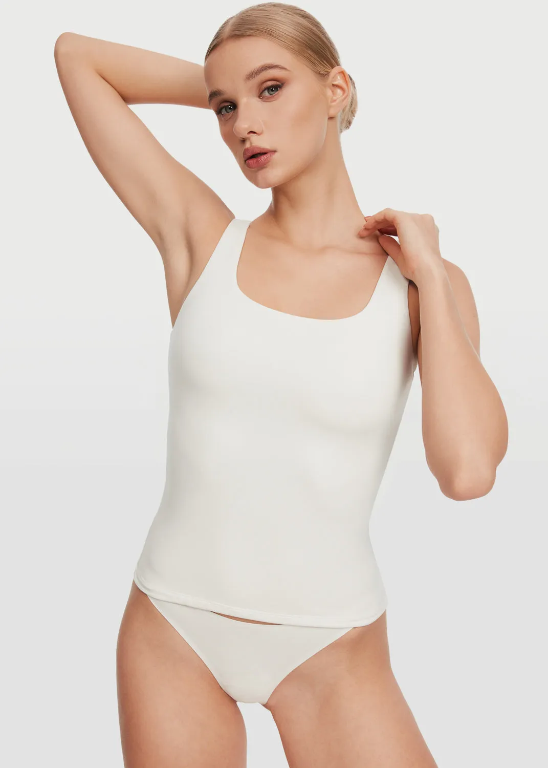Square Neck Tank Top Stable Moisture Management Fabric