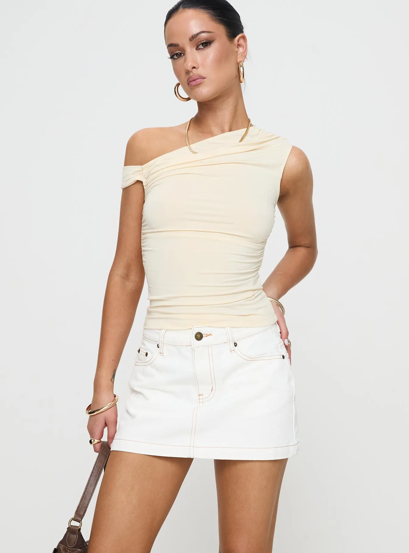 Nicolina Low Rise Denim Mini Skirt Ecru Modern Look elastic waistband