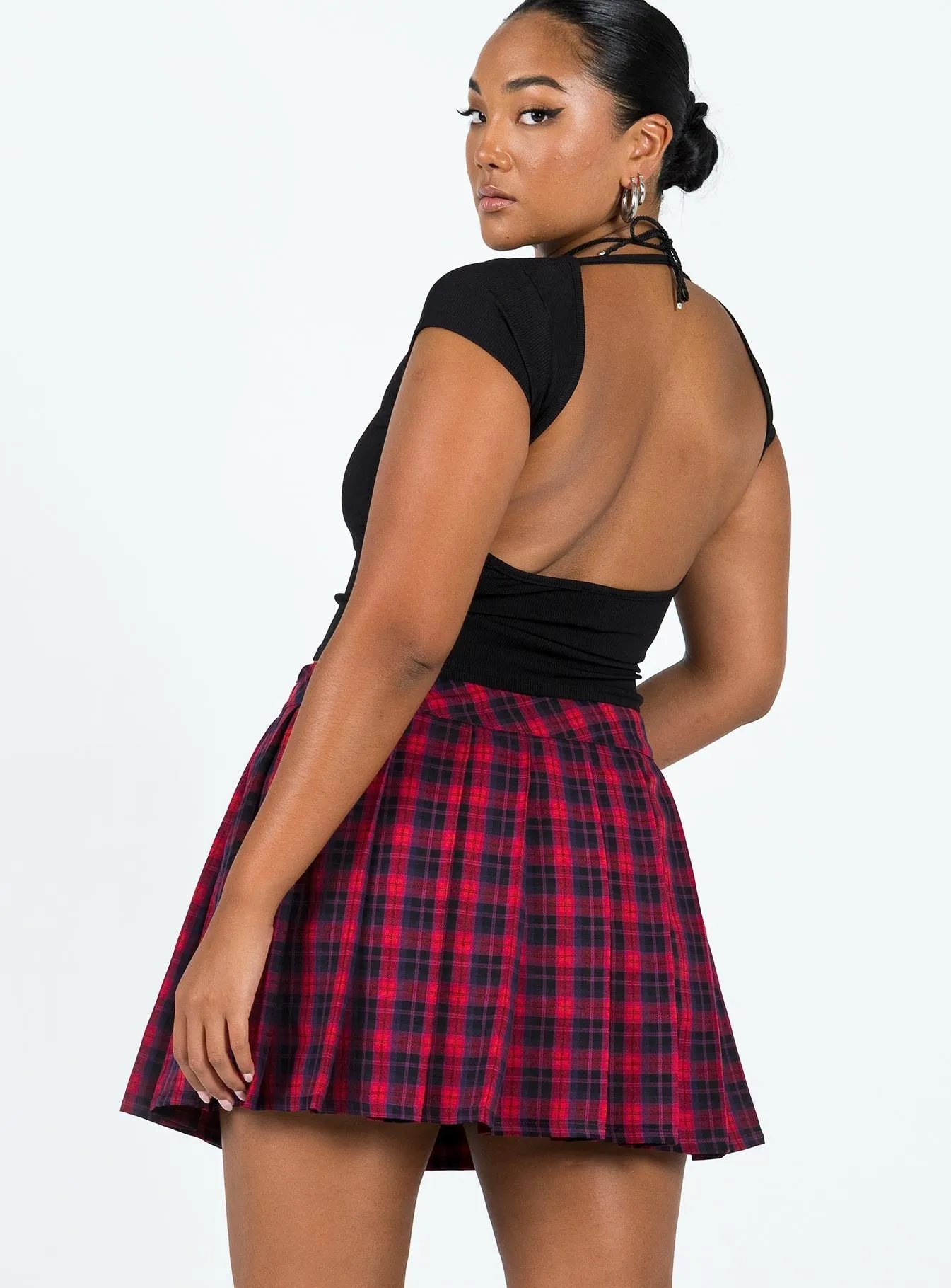 Rolled Hem Kurtsi Mini Skirt Red
