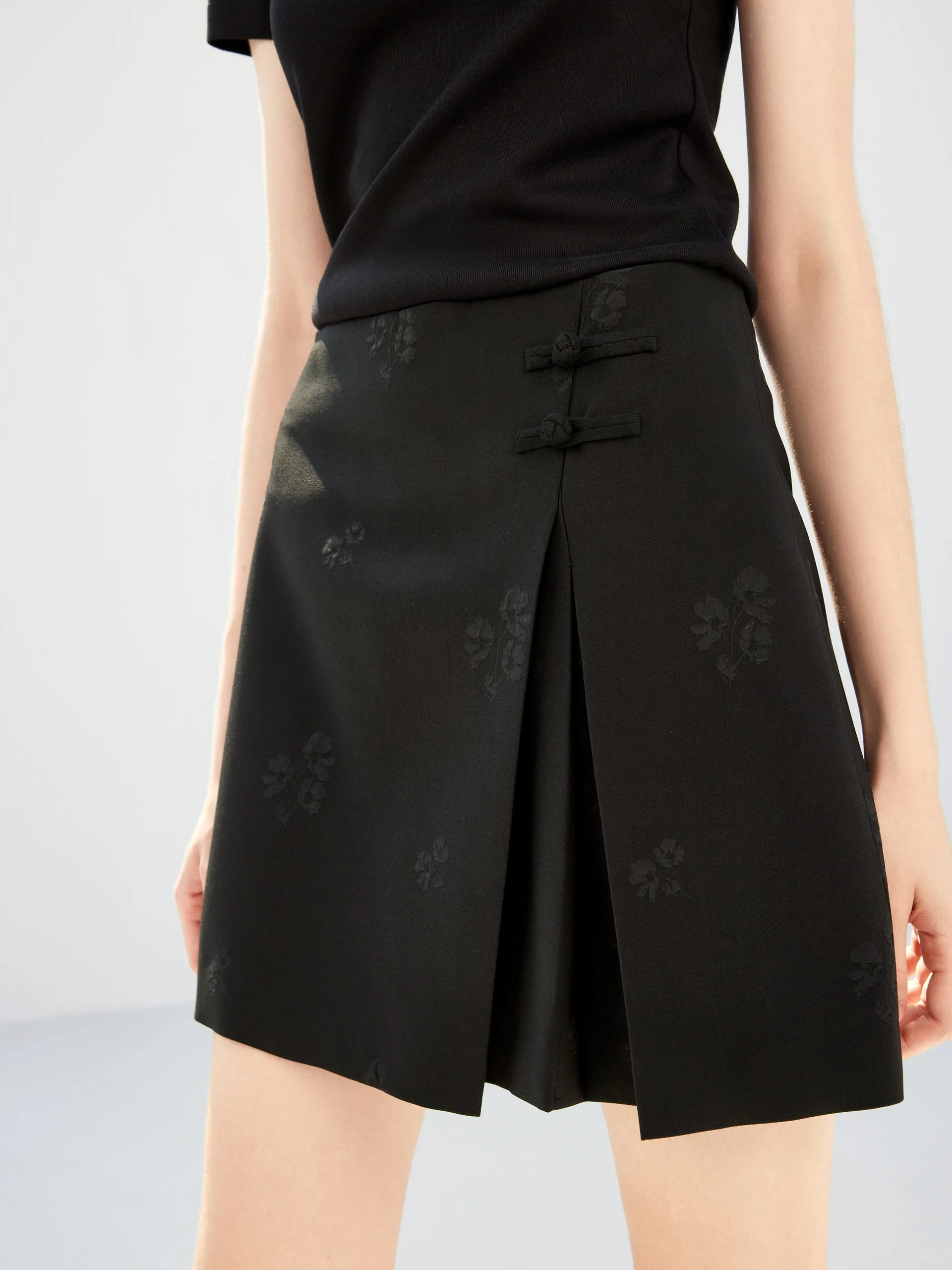 Outfit Mix Floral Jacquard Pleated Skirt