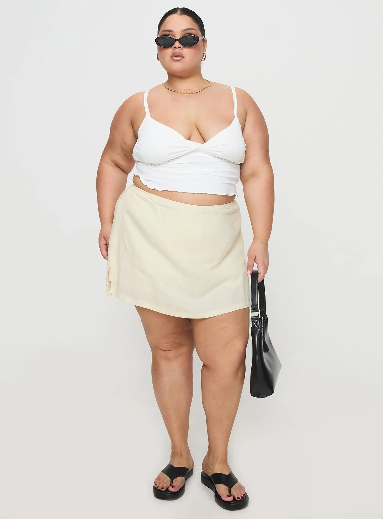 Craftsmanship Focus Clean Lines Gigi Skort Linen Cream Curve