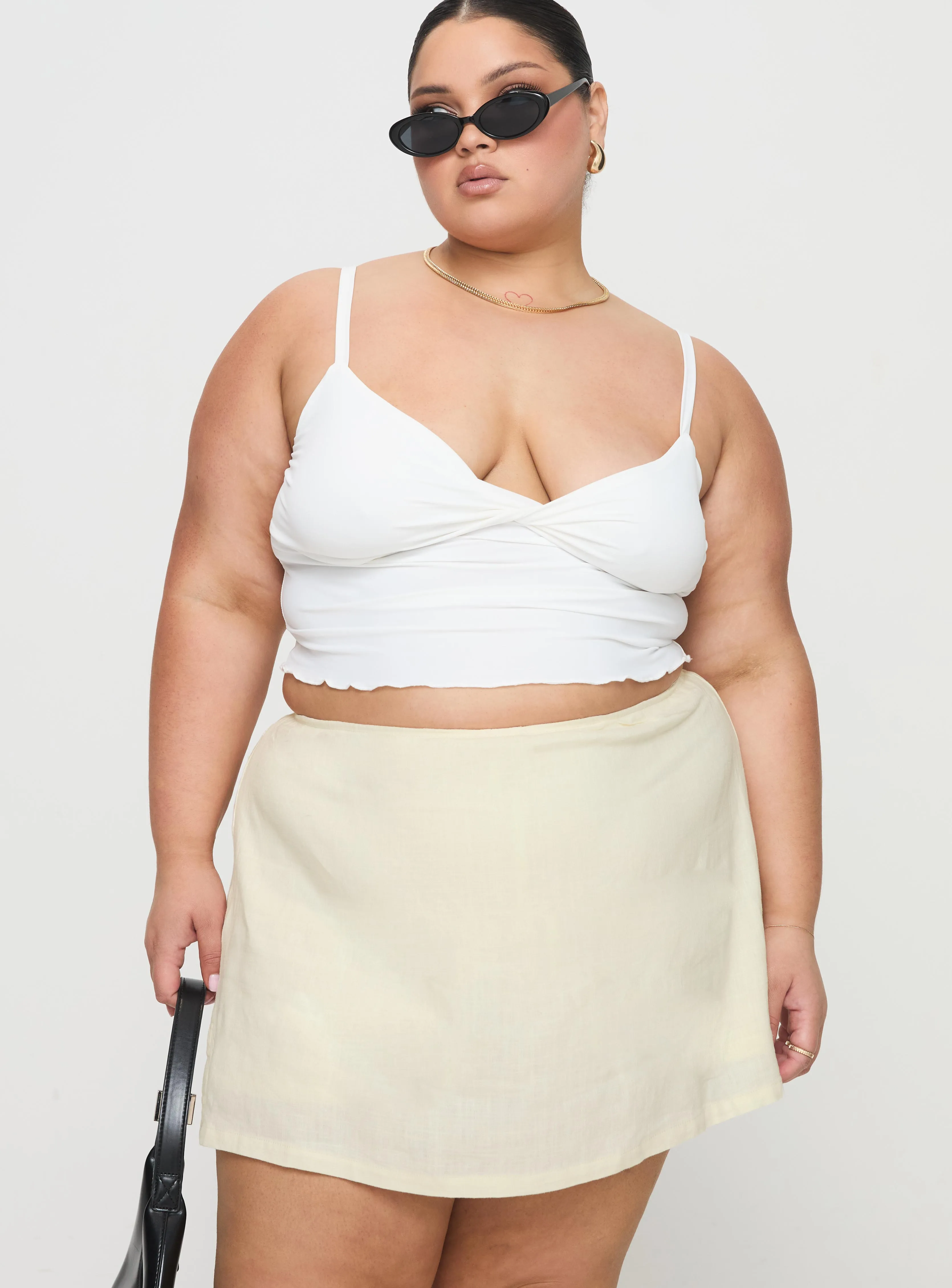 Relax Outfit Gigi Skort Linen Cream Curve