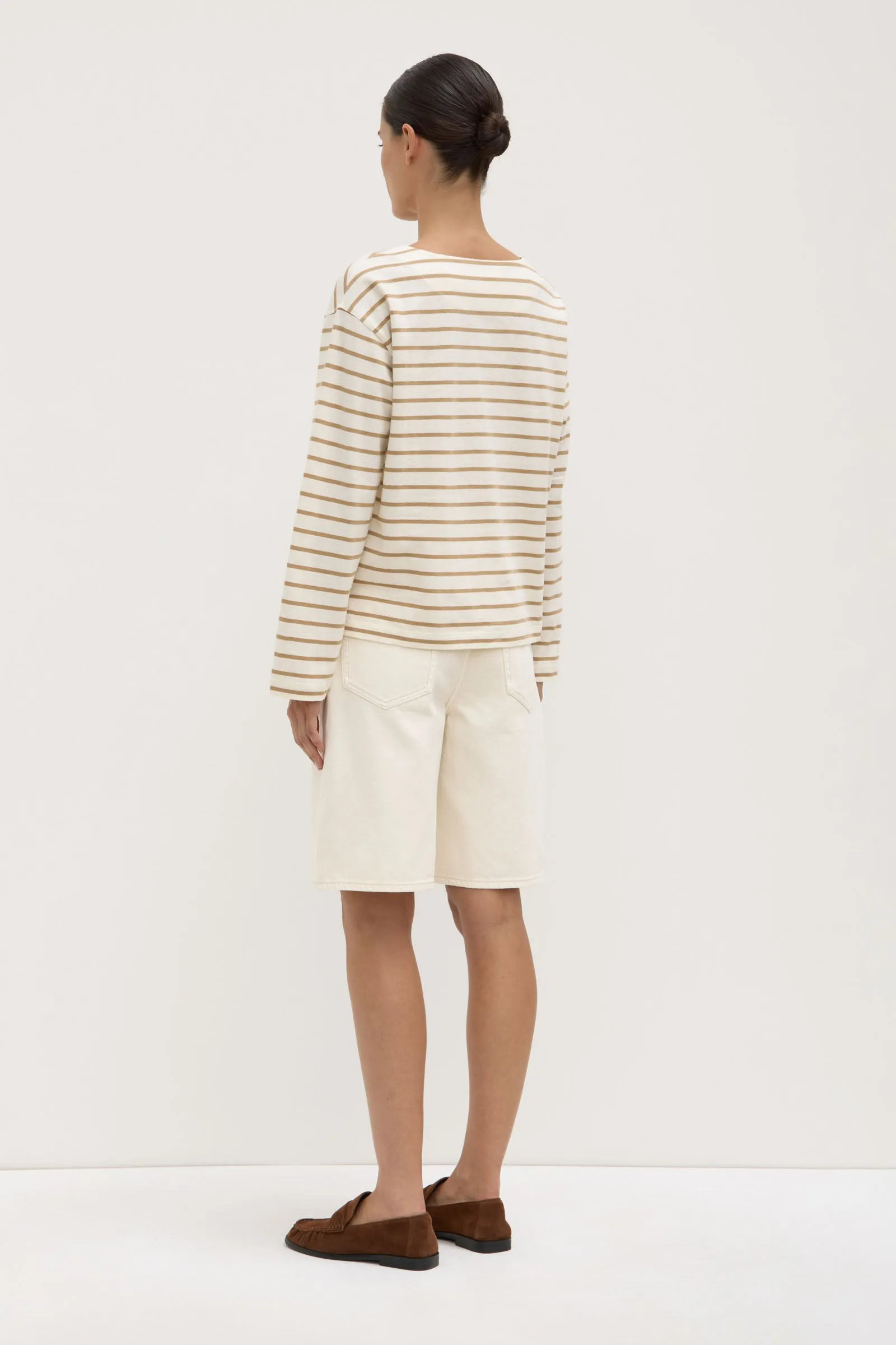 MoistureManagement Technology Energy Mood Bonne Long Sleeve Tee