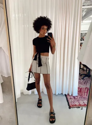 Nelle Mini Skirt Beige Chic Mood