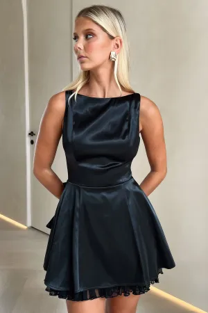 Chic dress for outings Scene Cool Elodie Dress - Black