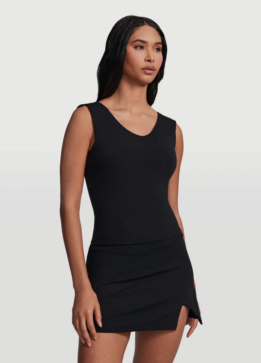 Smooth inner lining Large Size Open Back V-Neck Top