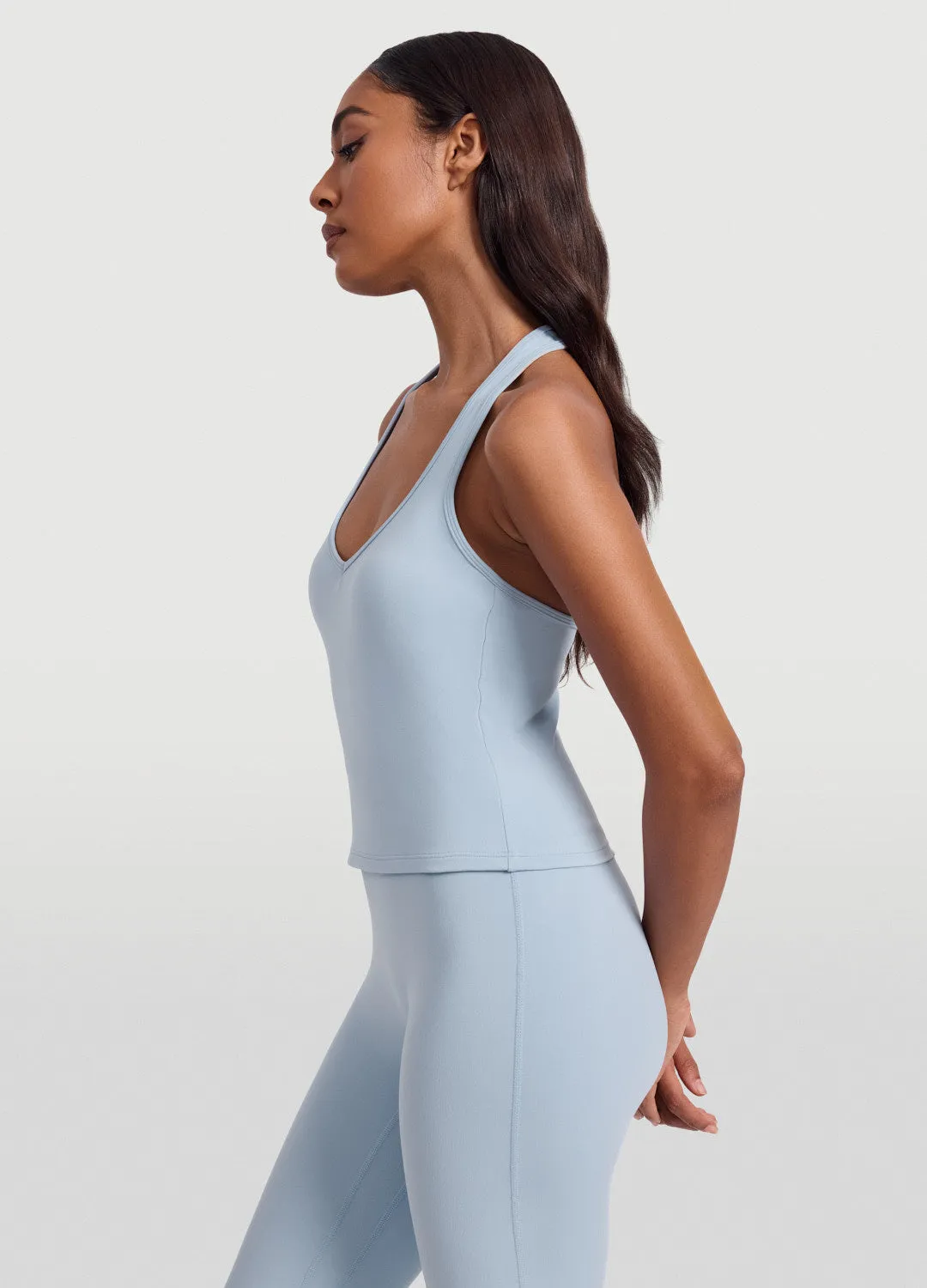 Daily Fit Comfort Fit Open Back Halter Tank Top