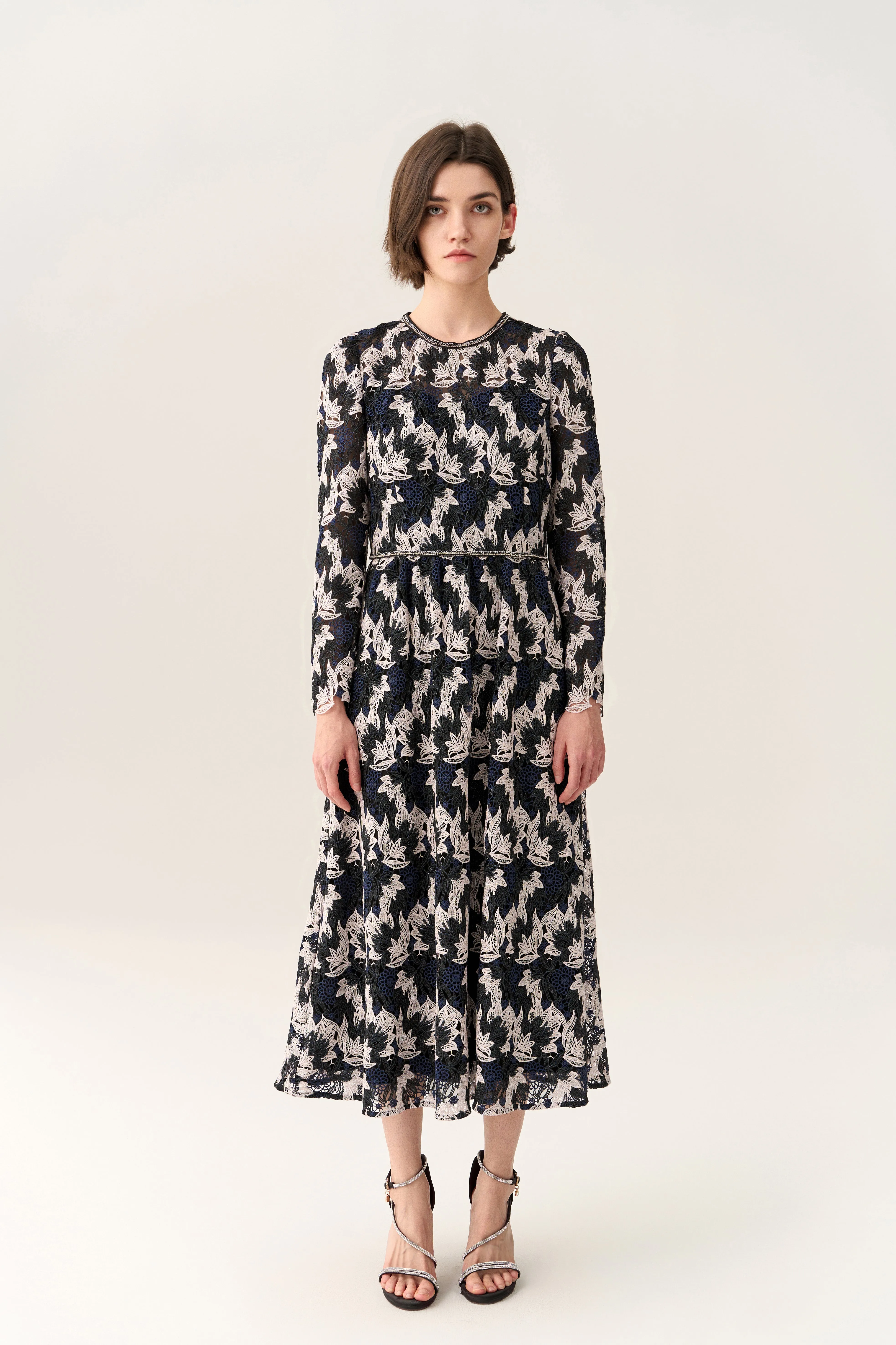 Long-sleeve Lurex Lace Dress Tight Core Virtual Mode