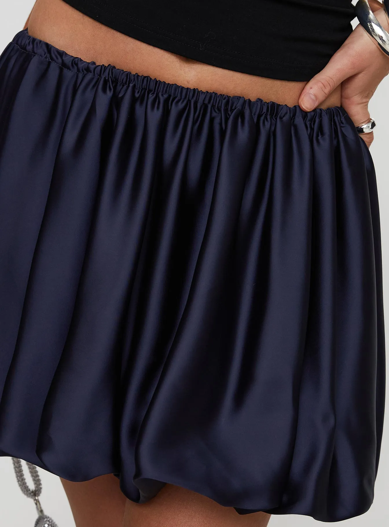 Front Slit Rubee Bubble Hem Mini Skirt Navy