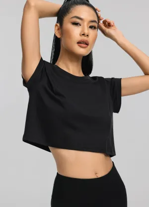 Holiday Style Flattering Cut Cropped Cotton T-Shirt