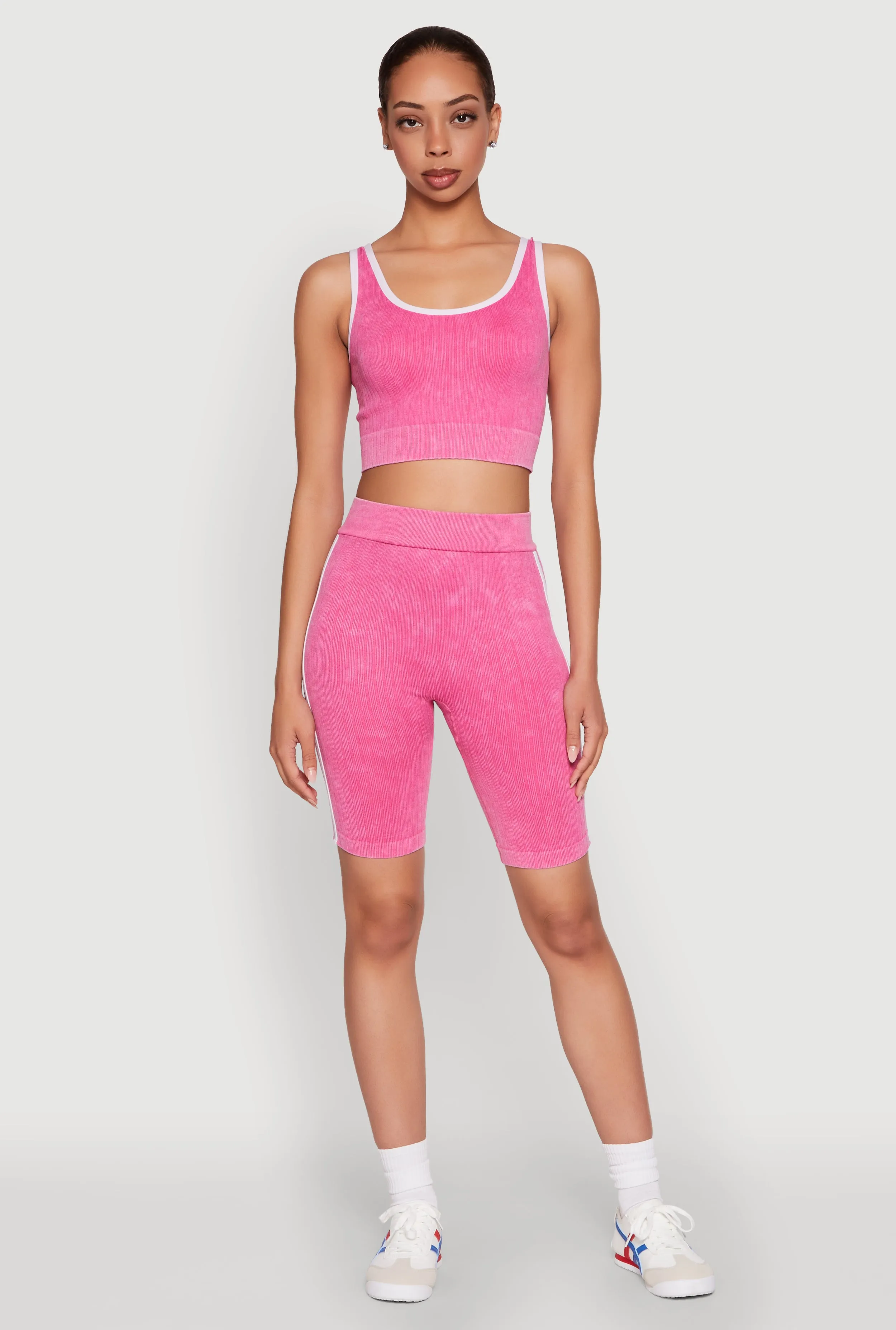 high altitude use Activewear Design Mineral Wash Contrast Trim V Neck Cropped Tank Top