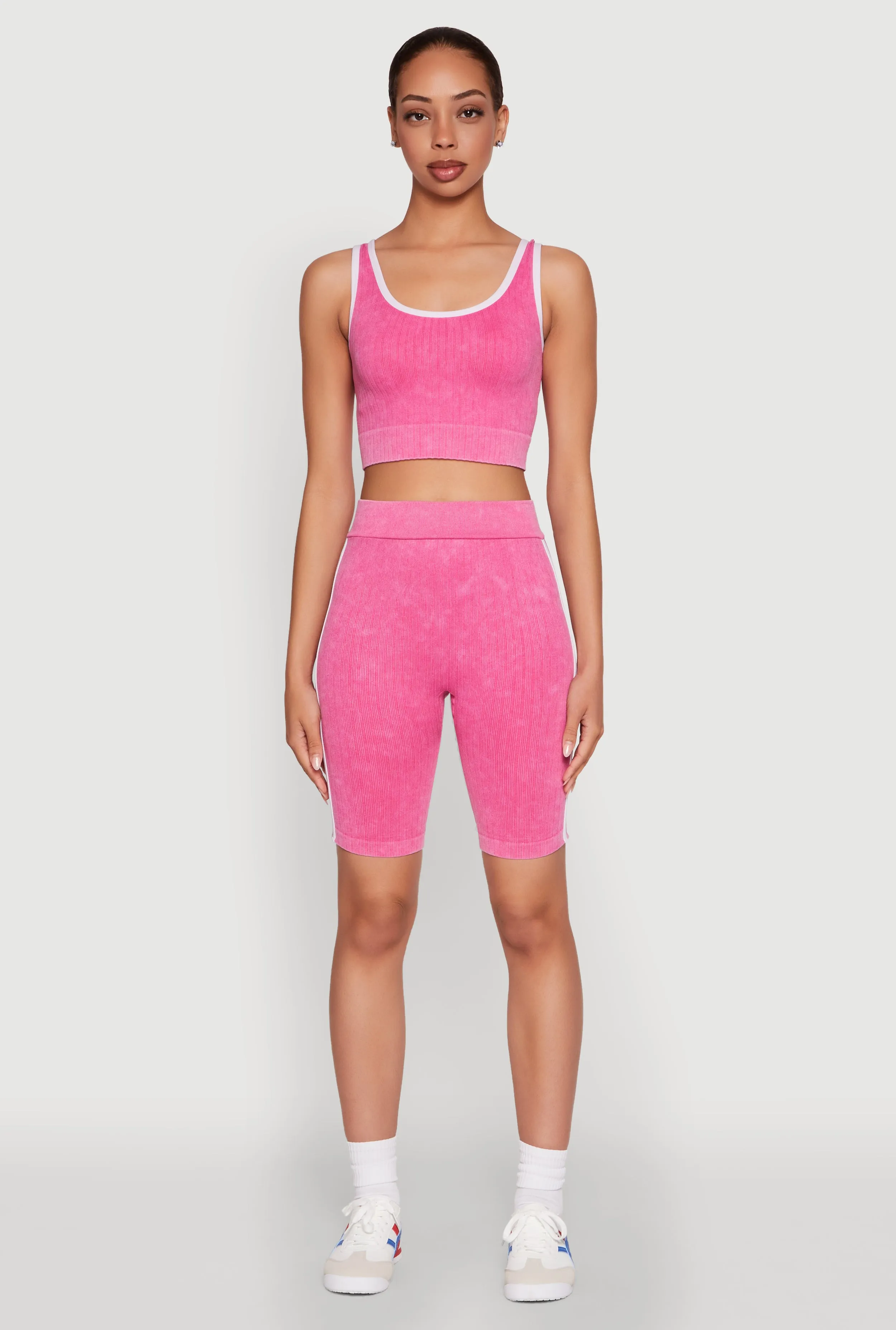 EnergyReturning Midsole Prestigious Mineral Wash Contrast Trim V Neck Cropped Tank Top