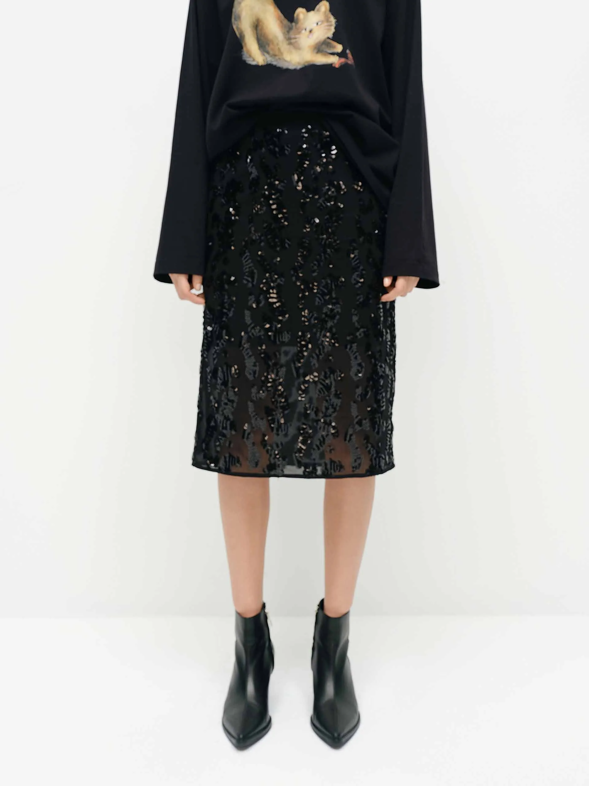 Sequin Finish Straight Skirt Minimal Vibes Mix Texture