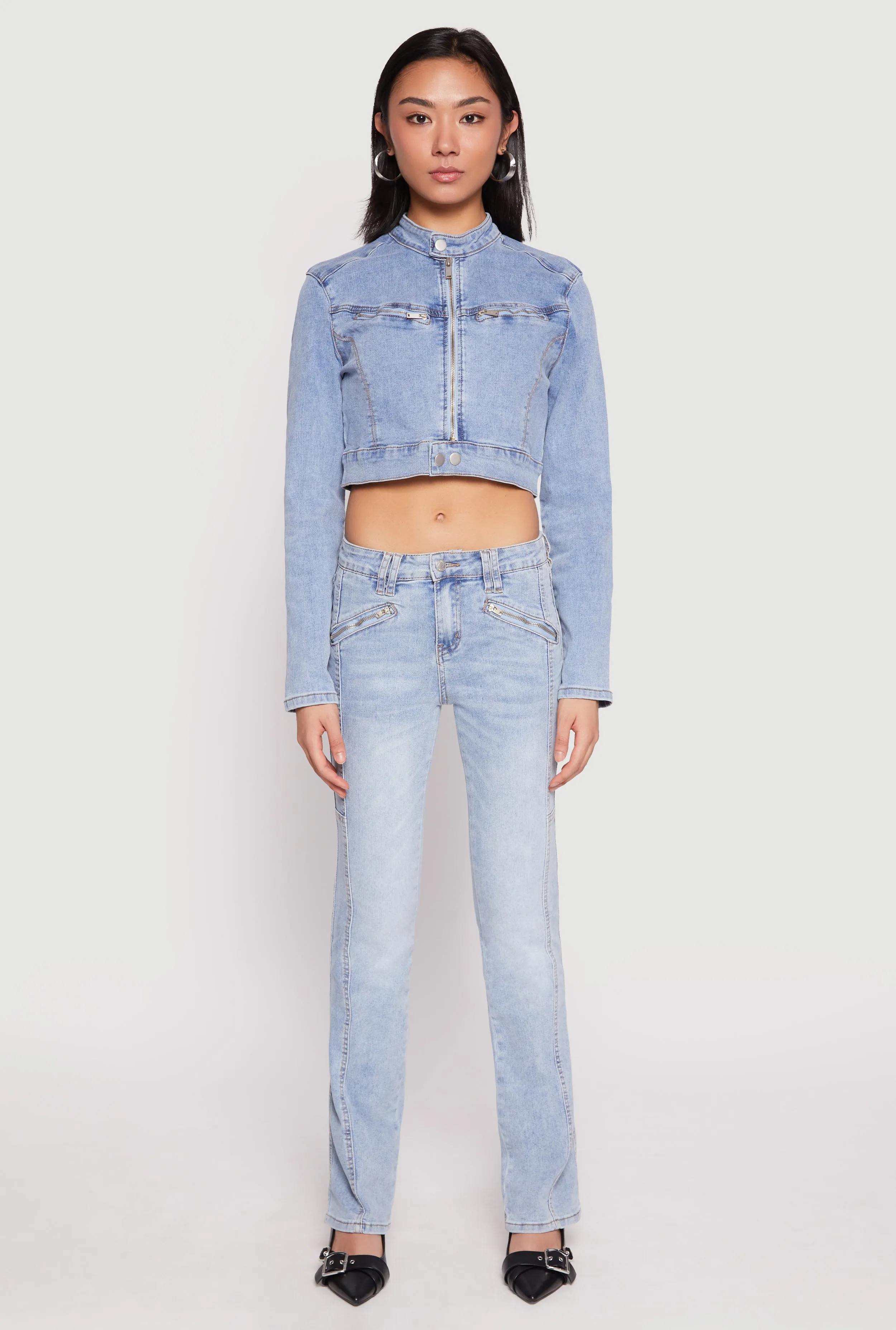 Selvedge Denim Go-To Basic Almost Famous Acid Wash Pintuck Jeans