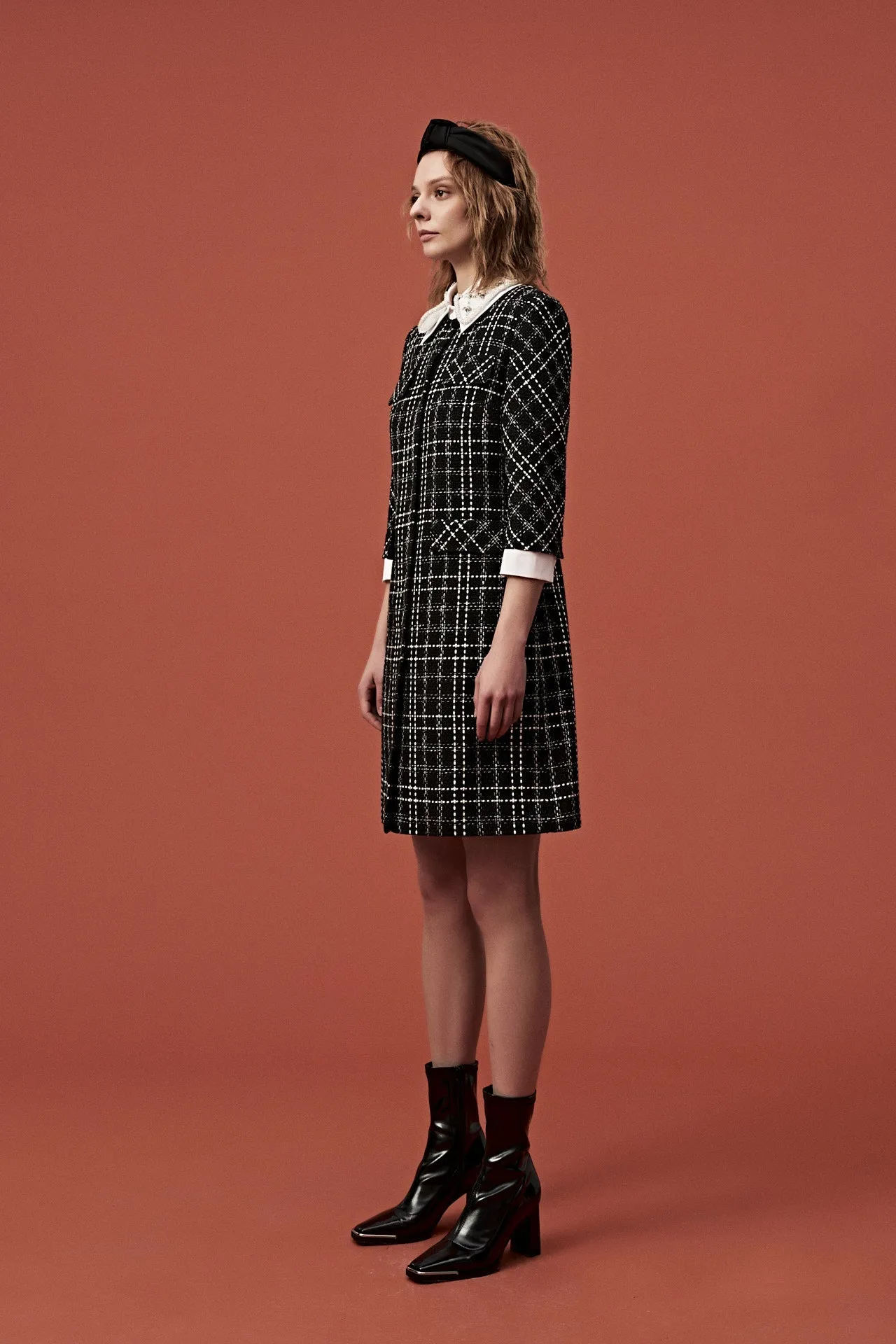 Winter Core ConvertibleStyle Beaded White Lapel Black Tweed Dress